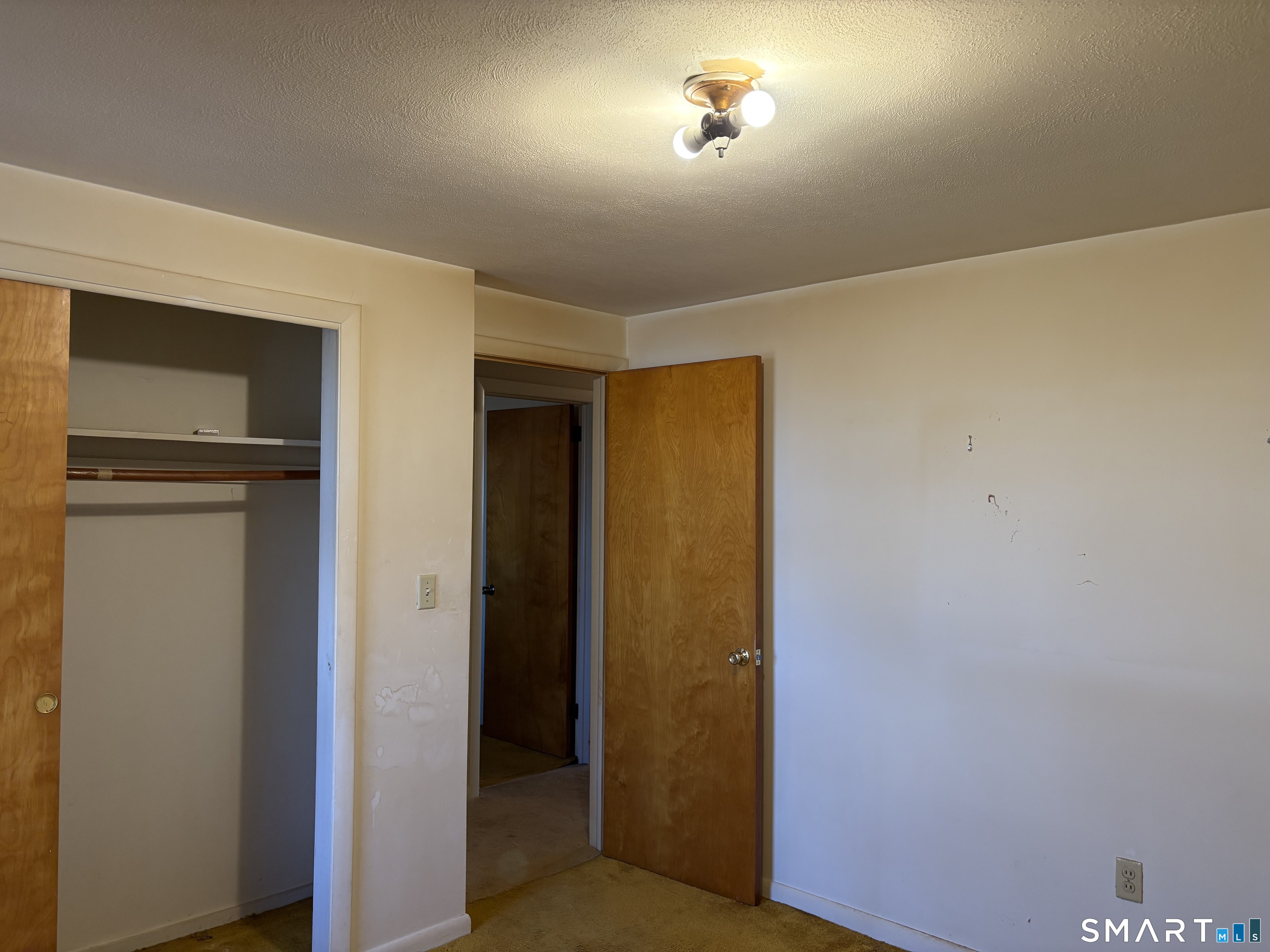 Photo 14 of 274 South Street, Vernon, CT