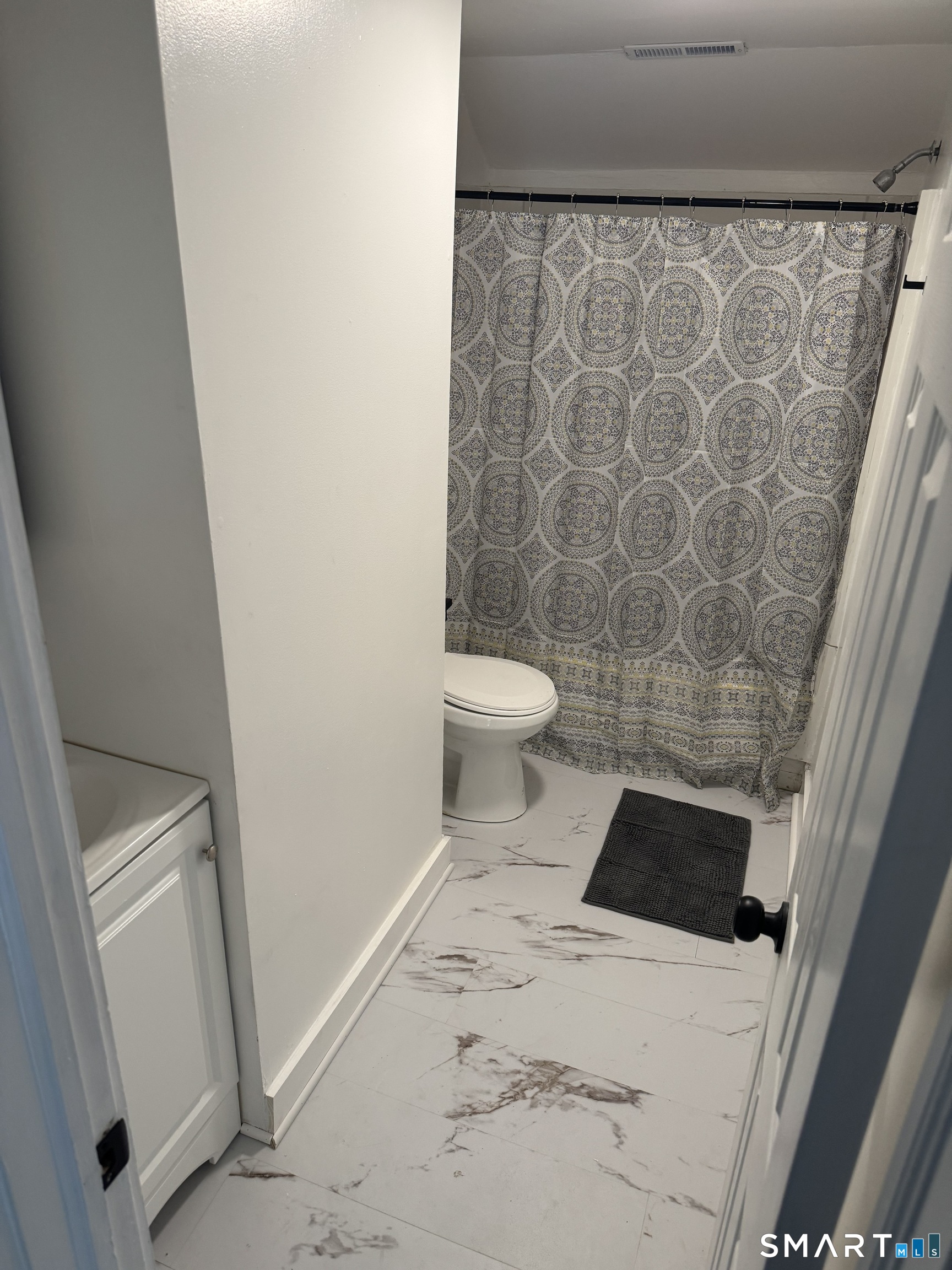 52 Platt, Bridgeport, 06606, 5 Bedrooms Bedrooms, 0 ,2 BathroomsBathrooms,Residential Rental,For Sale,Platt,0,24138419