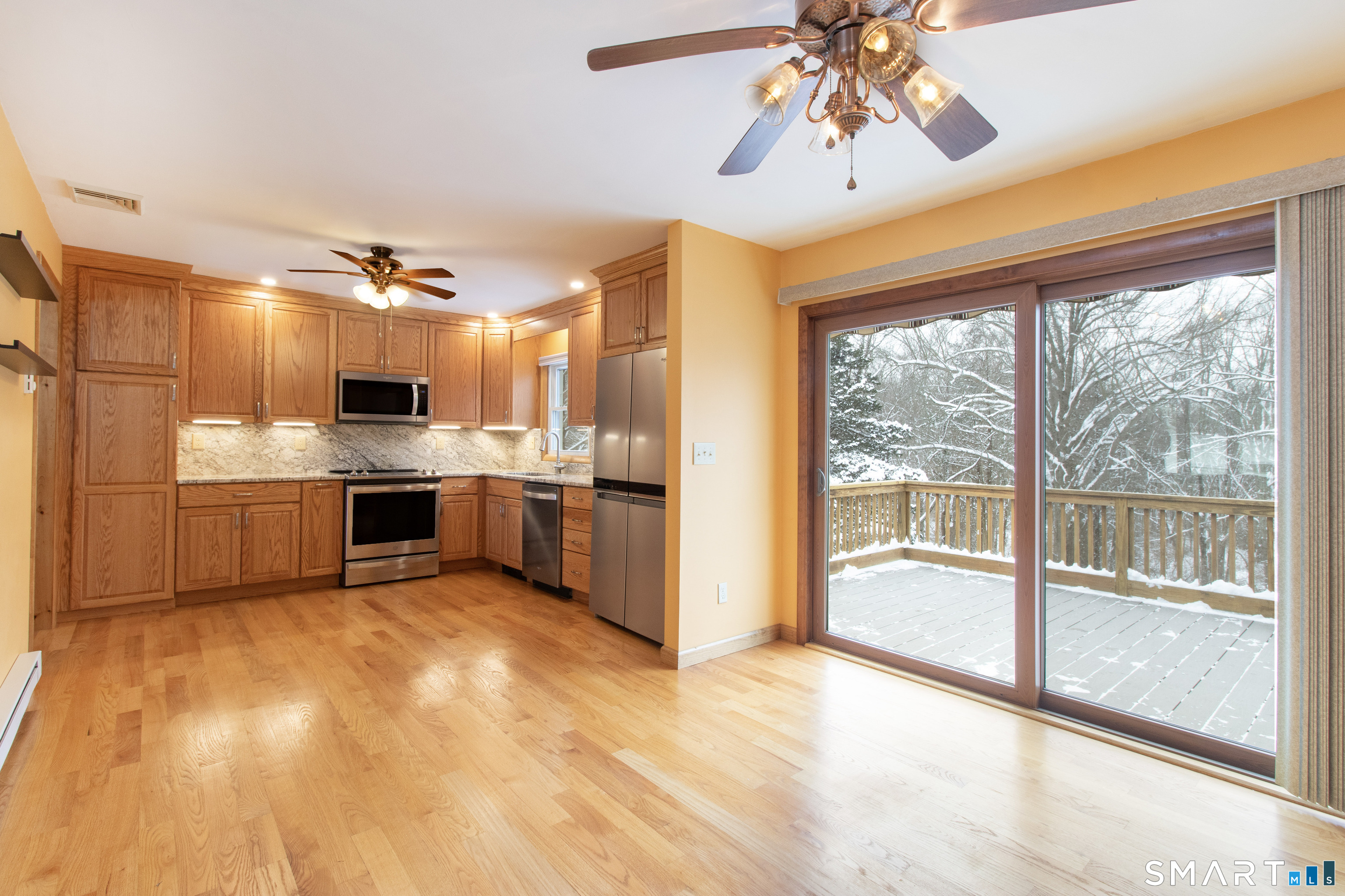 Photo 11 of 68 Woodhouse Avenue, North Branford, CT