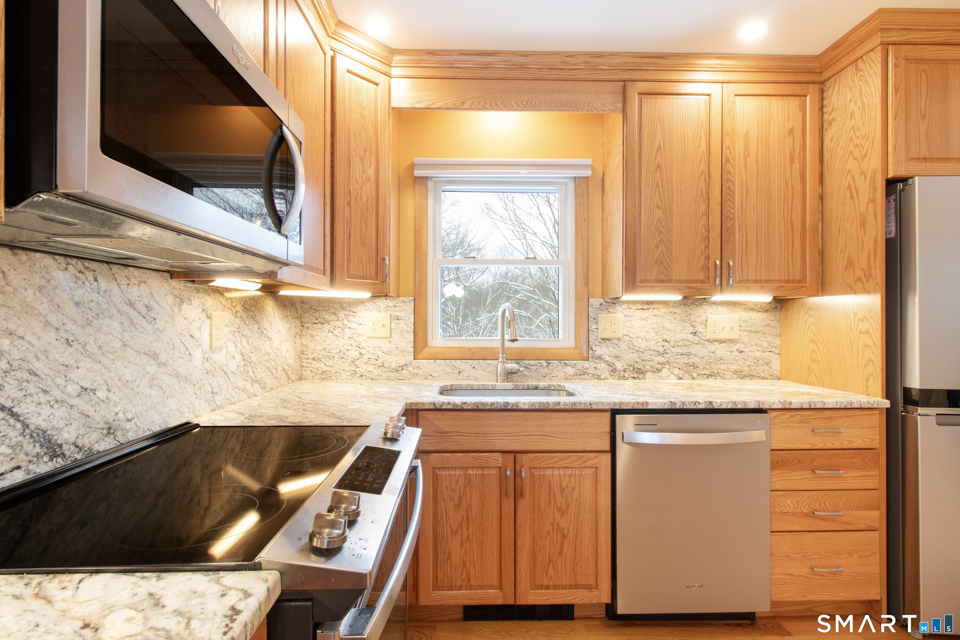 Photo 13 of 68 Woodhouse Avenue, North Branford, CT