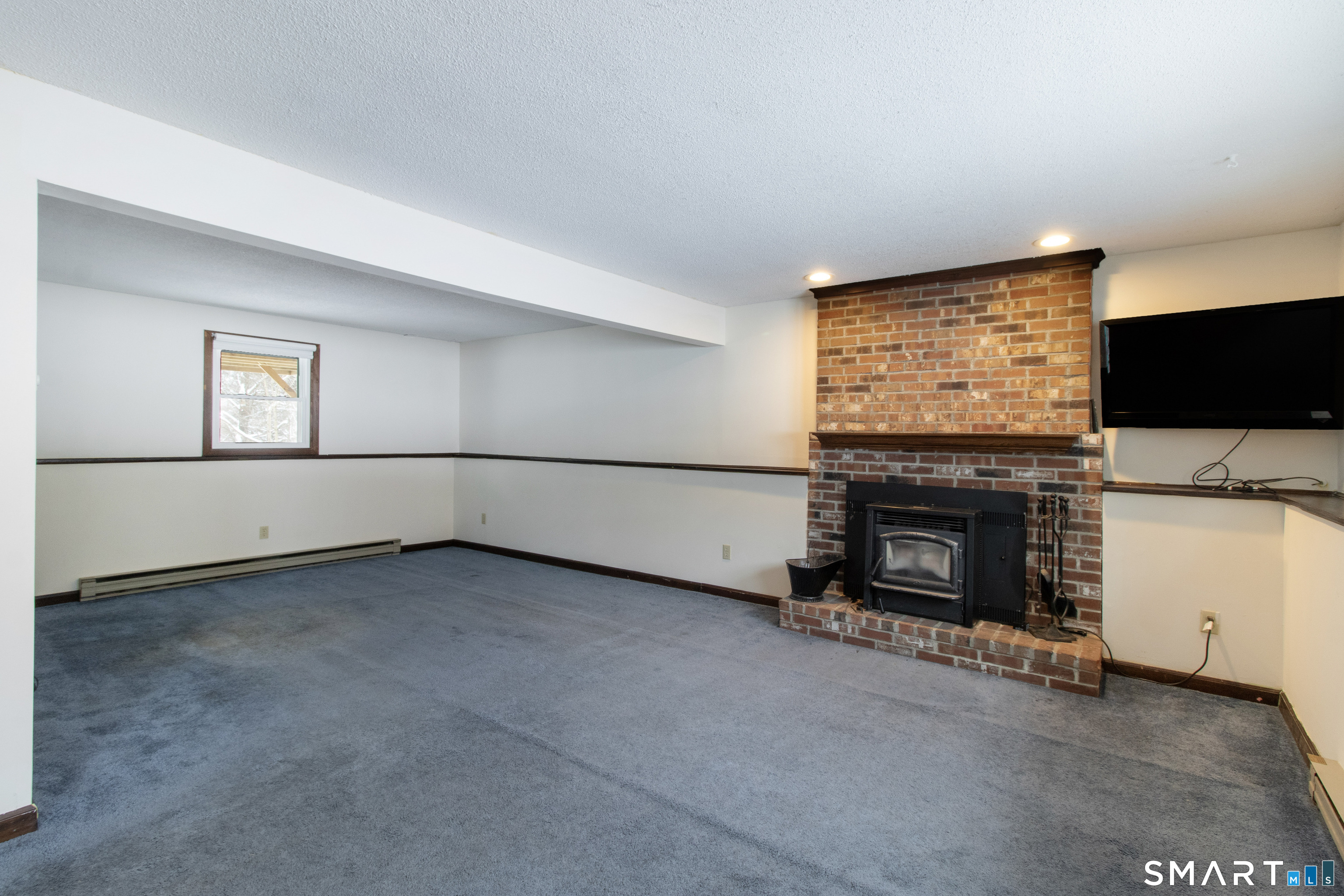 Photo 26 of 68 Woodhouse Avenue, North Branford, CT