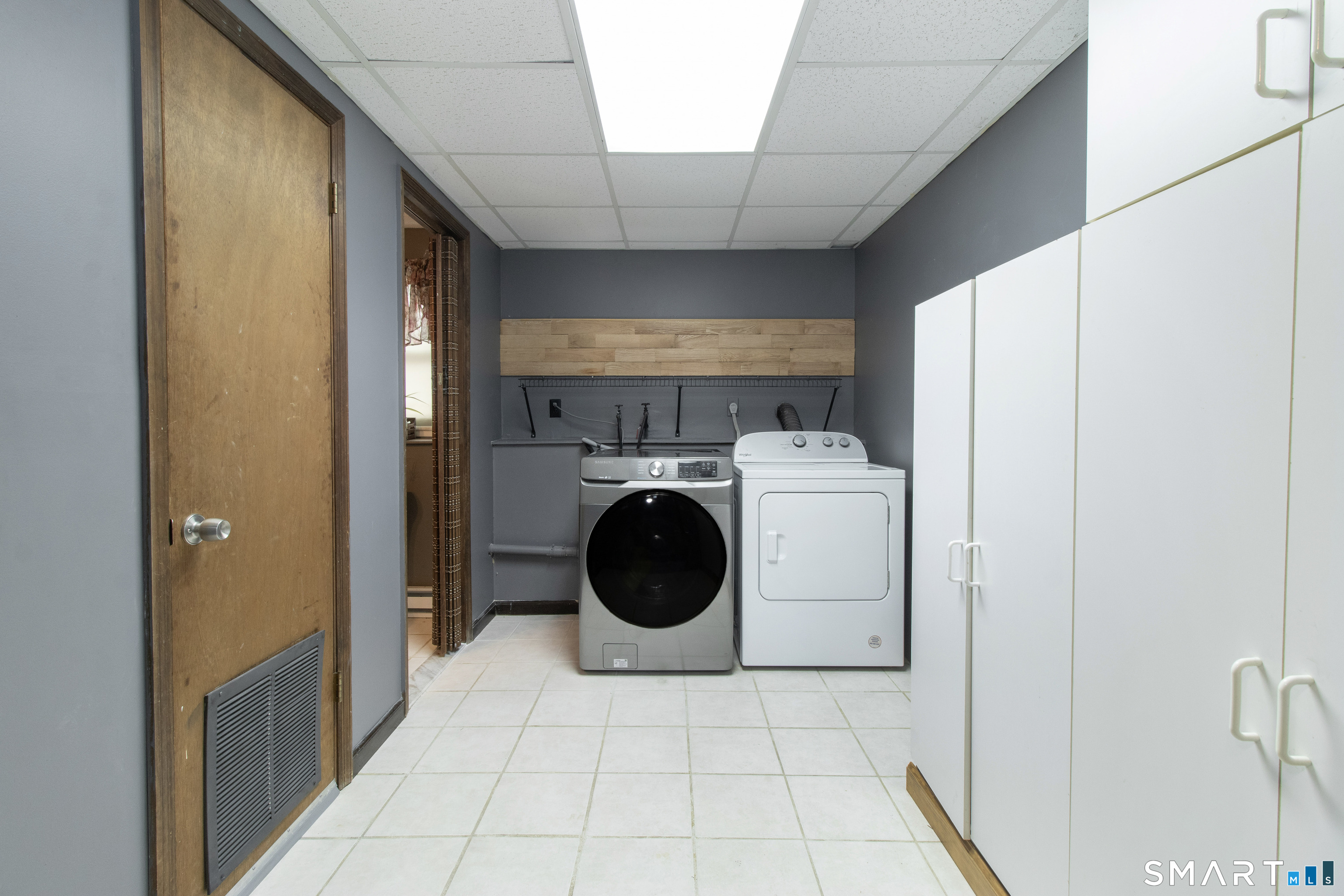 Photo 27 of 68 Woodhouse Avenue, North Branford, CT