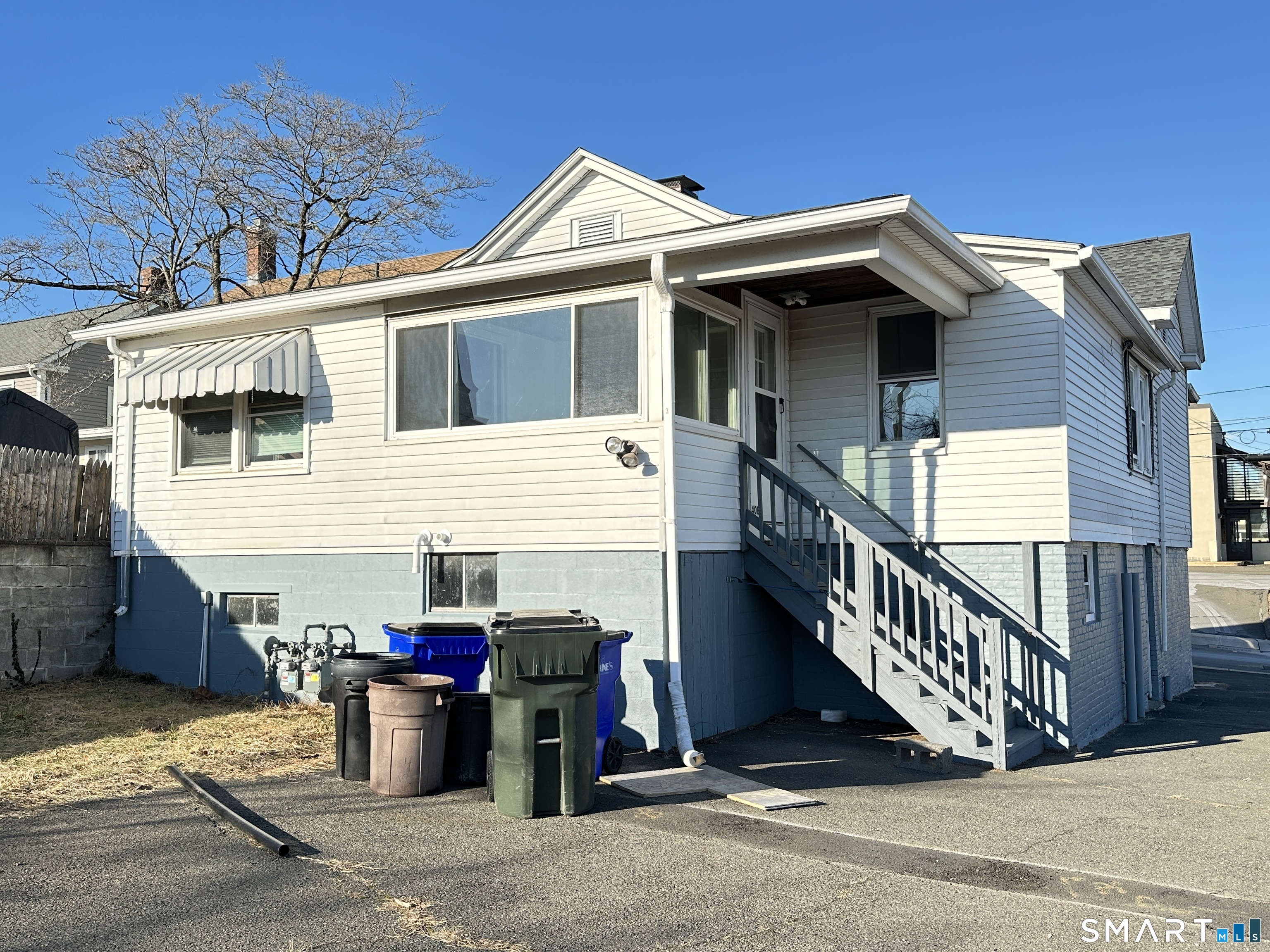 Second-floor unit featuring two bedrooms and an eat-in kitchen. The apartment is clean and well maintained, with one full bathroom and a bright, sunny porch/mudroom located off the kitchen. Tenant is responsible for all utilities. Good credit is required.