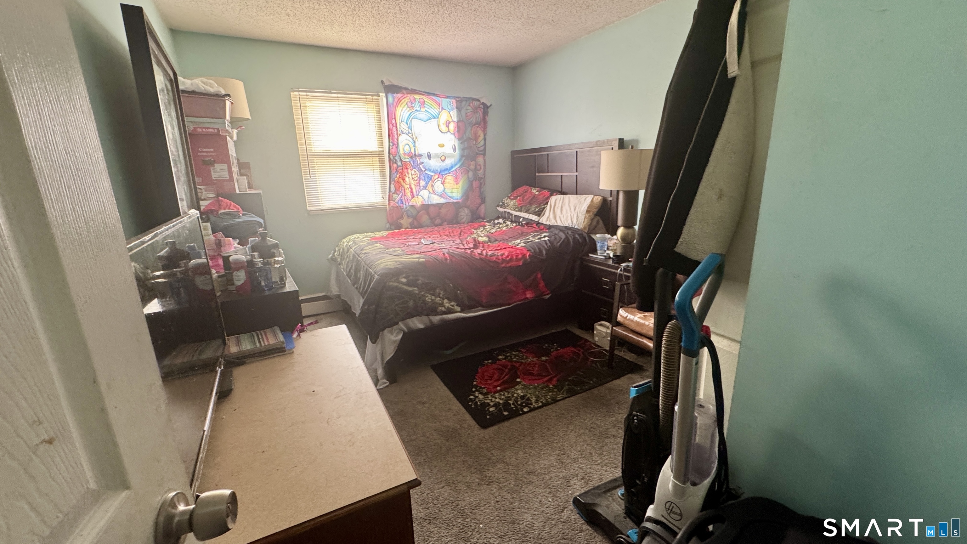 Homes for sale in Naugatuck, CT | 49 Ridge Rd #2, Naugatuck, CT 06770 | MLS# 24146122