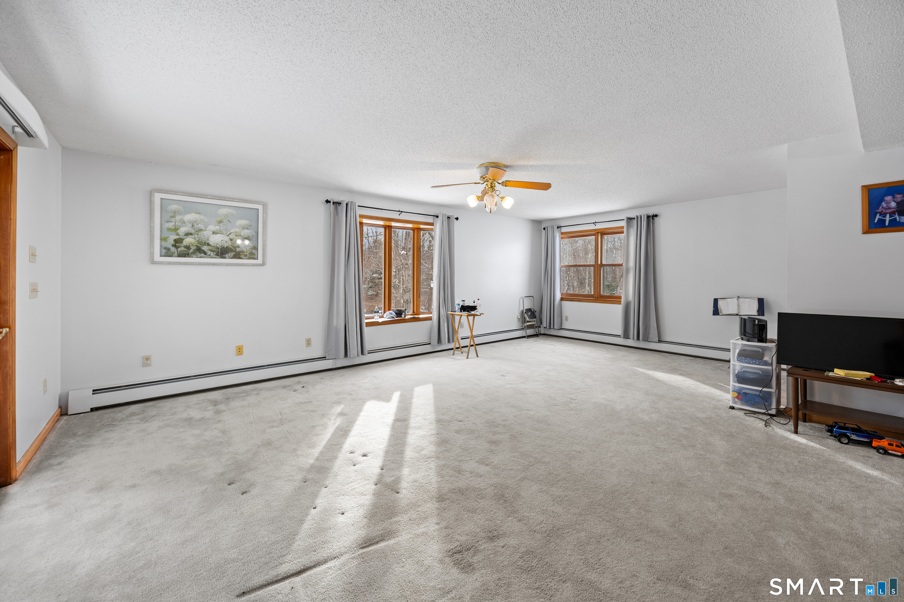 Photo 9 of 962 Shuttle Meadow Road, Southington, CT