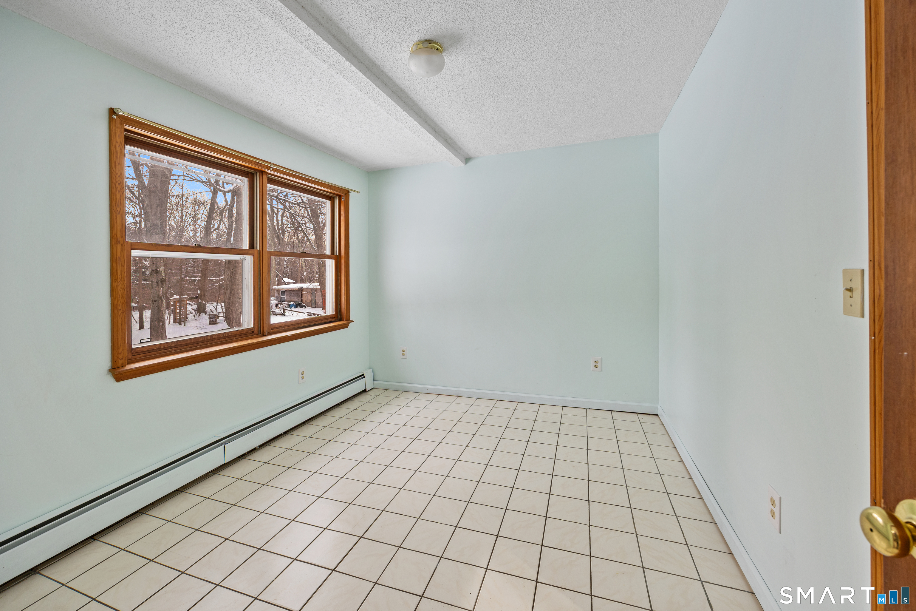 Photo 21 of 962 Shuttle Meadow Road, Southington, CT