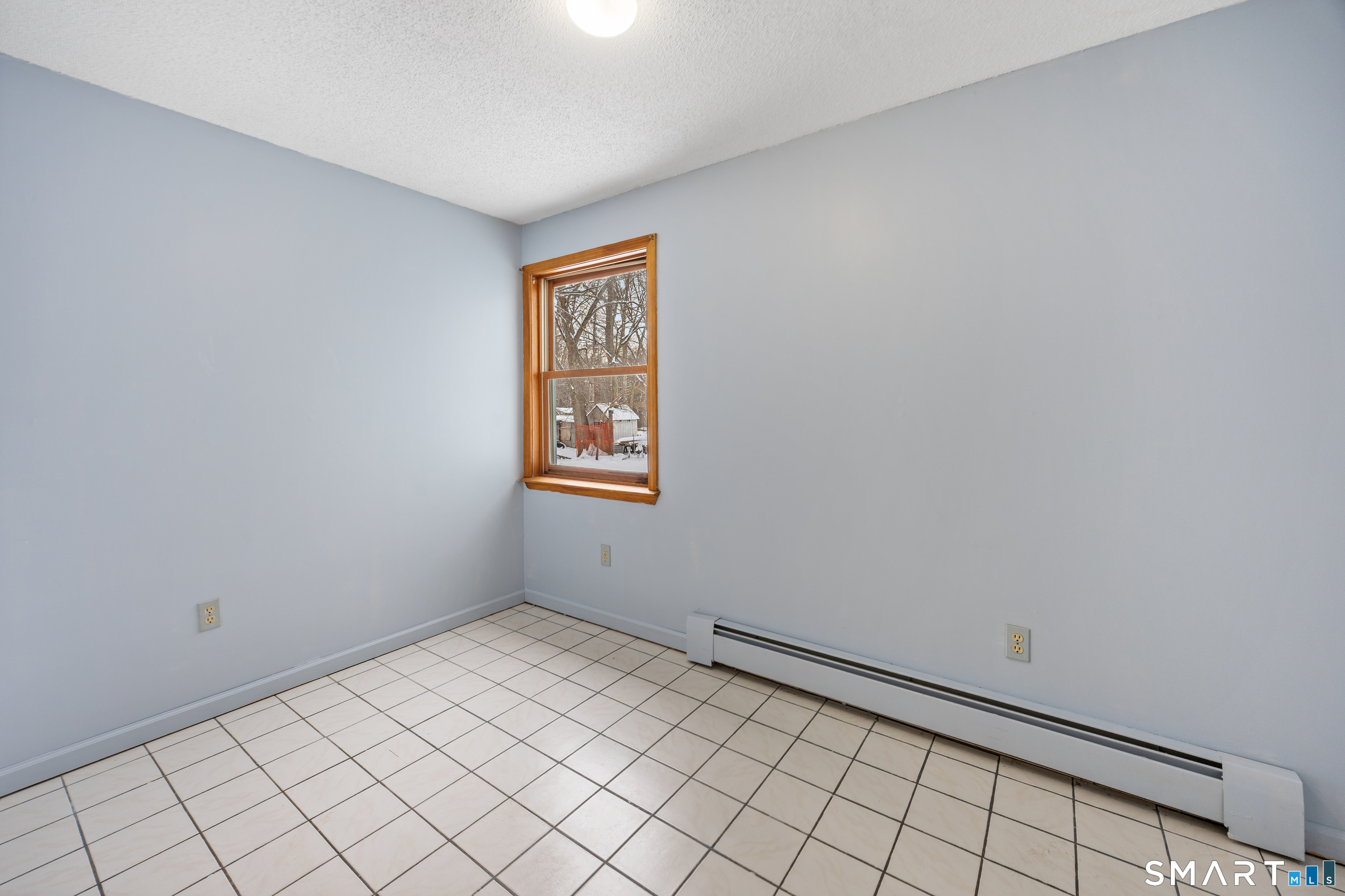 Photo 26 of 962 Shuttle Meadow Road, Southington, CT