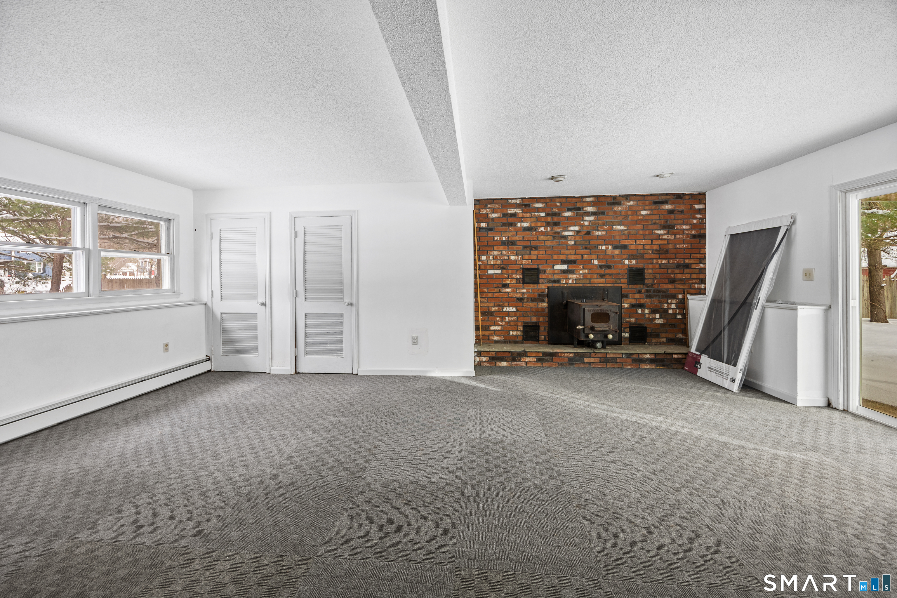 Photo 20 of 962 Shuttle Meadow Road, Southington, CT