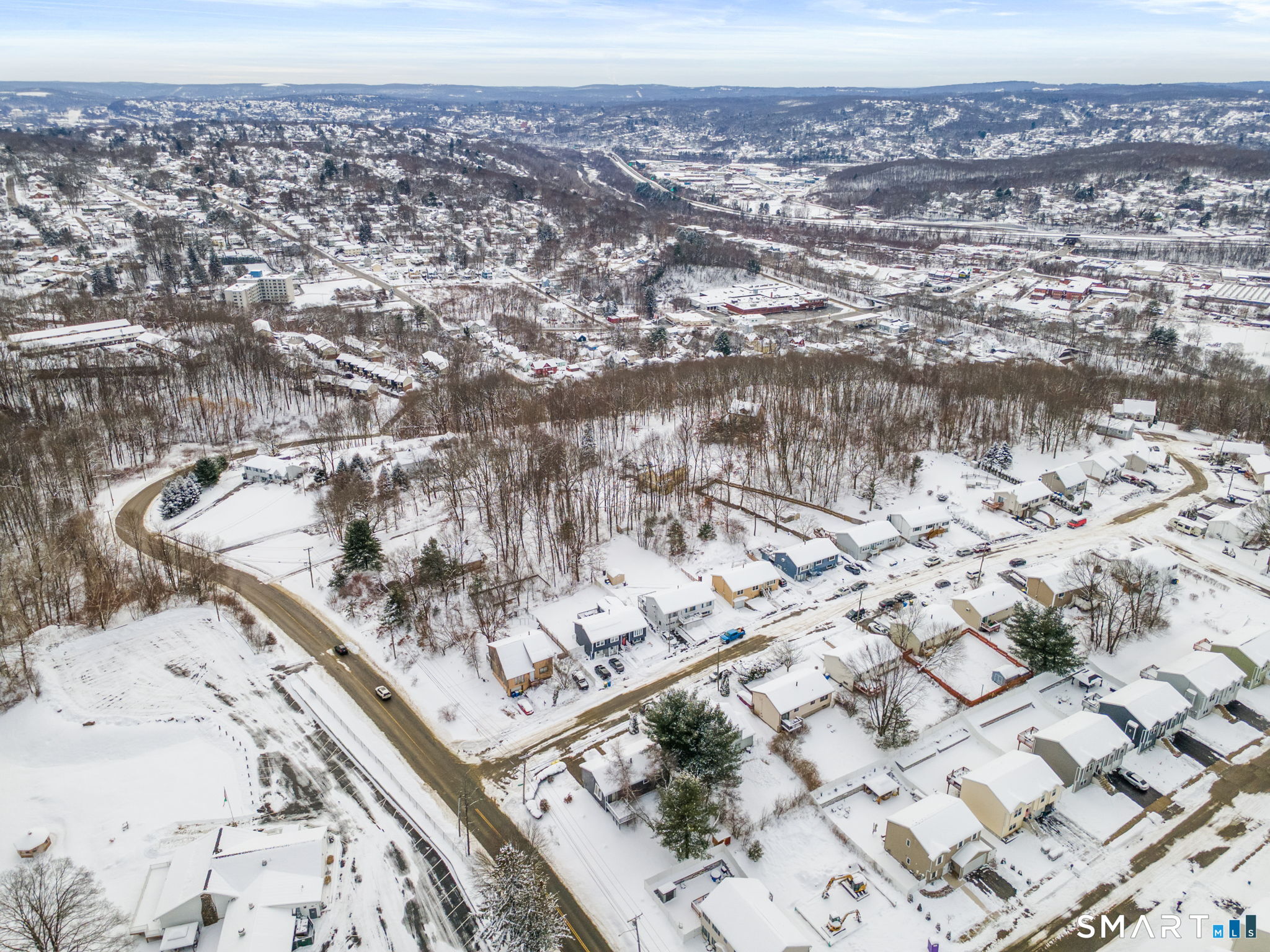 Photo 15 of 2 Cathy Lane, Waterbury, CT