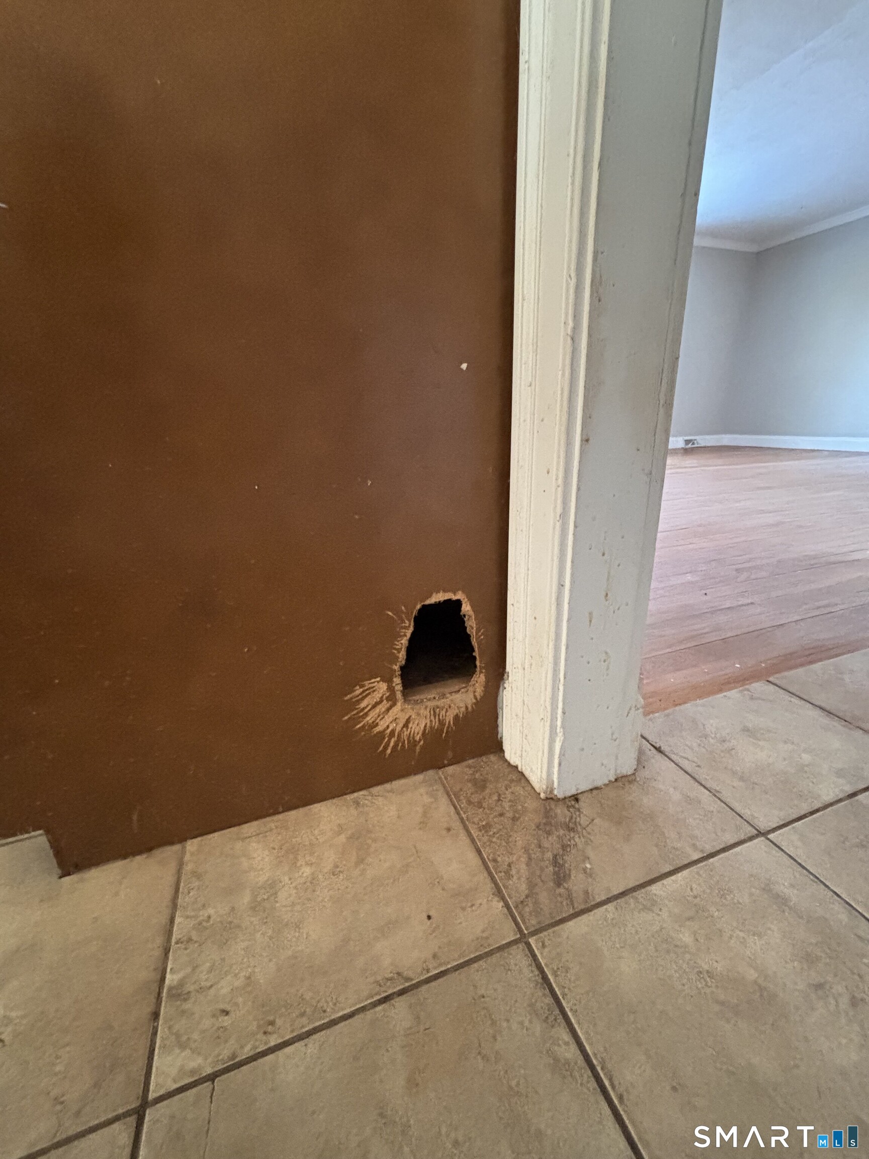 Homes for sale in East Hartford, CT | 74 Summerset Dr, East Hartford, CT 06118 | MLS# 24145942