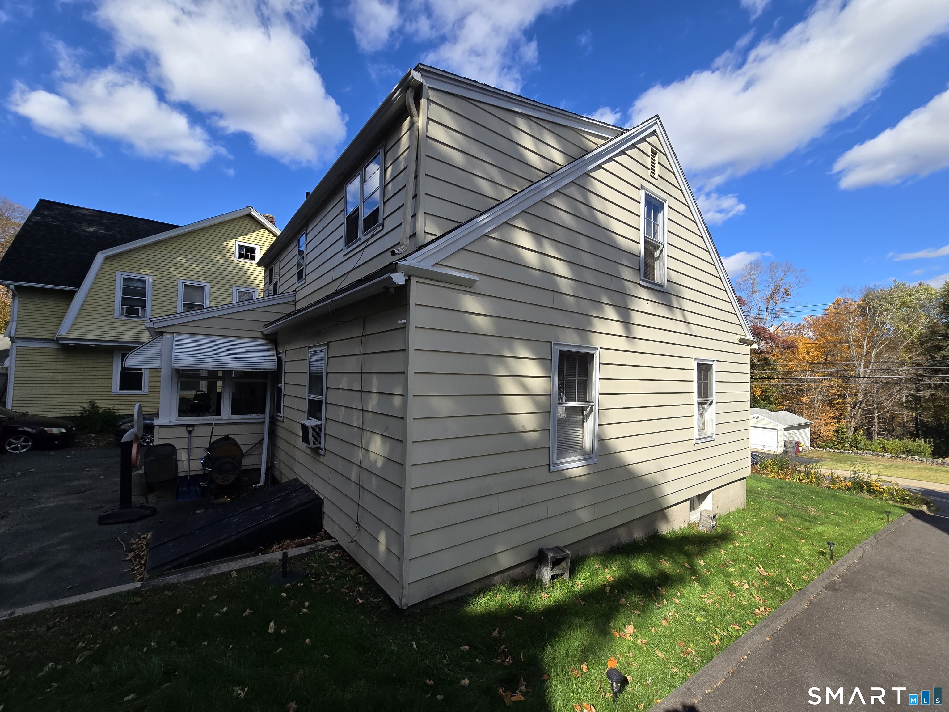 Homes for sale in Naugatuck, CT | 163 City Hill St, Naugatuck, CT 06770 | MLS# 24146295