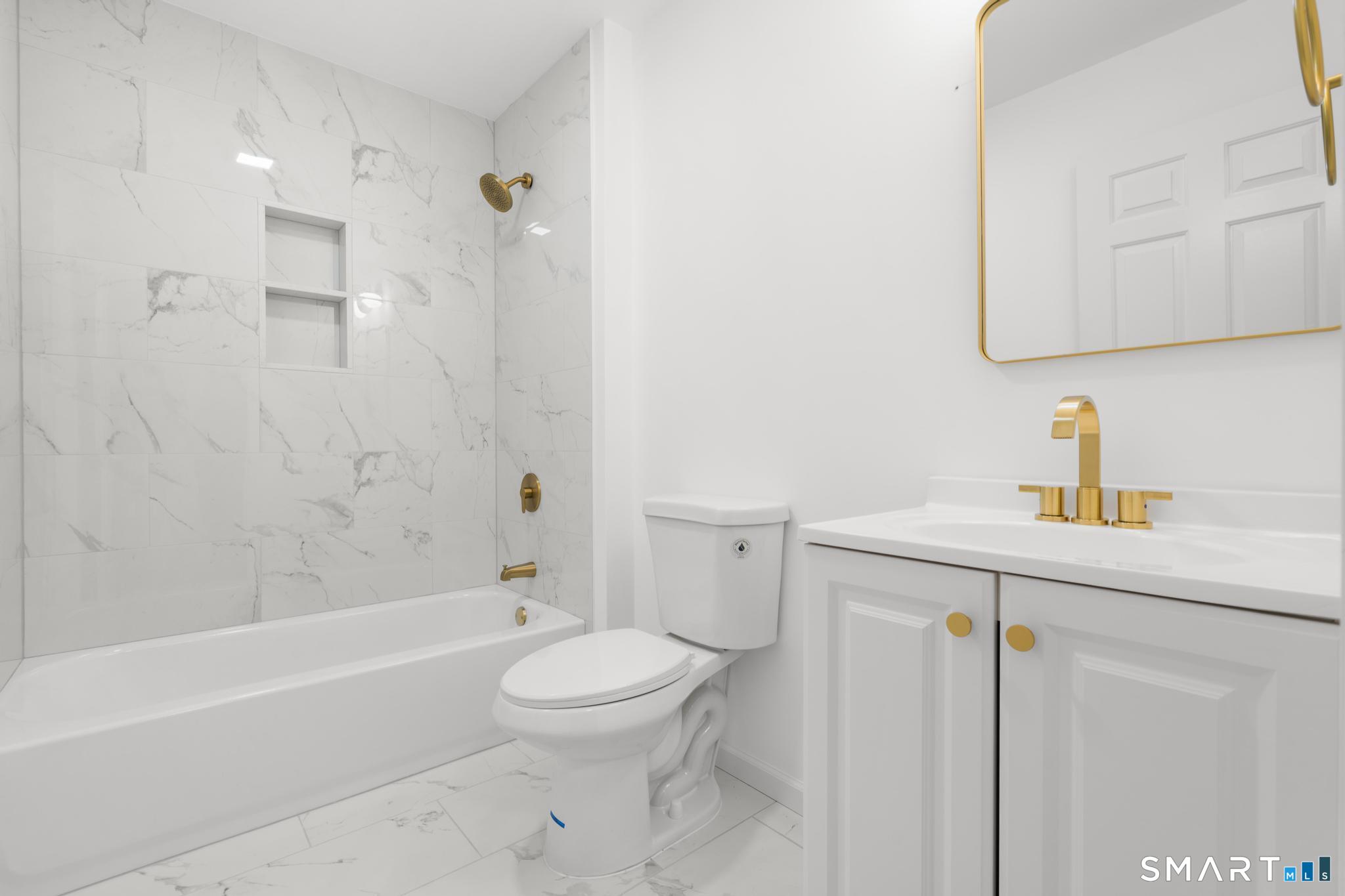 Photo 25 of 468 Main Street, East Lyme, CT