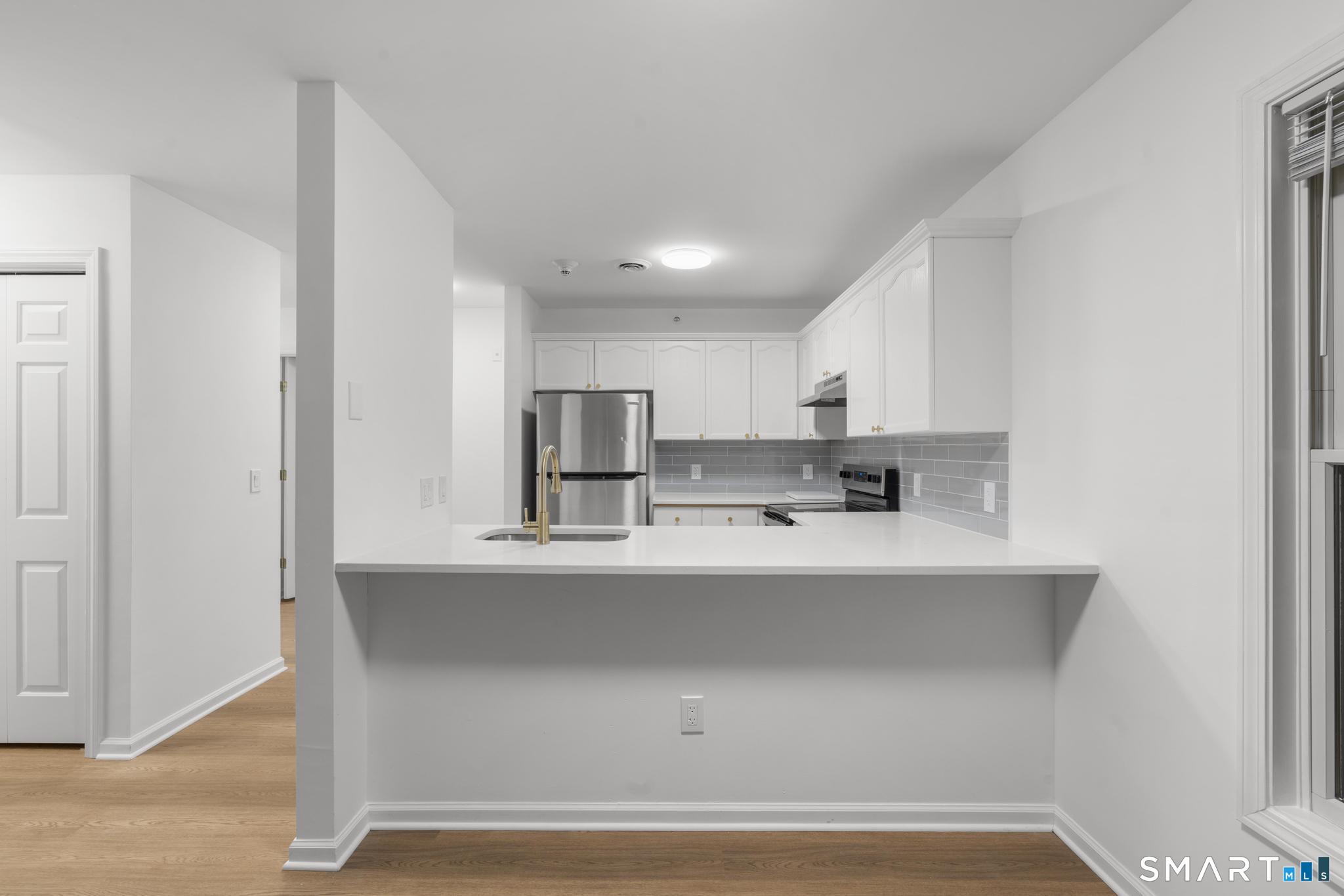 Photo 30 of 468 Main Street, East Lyme, CT