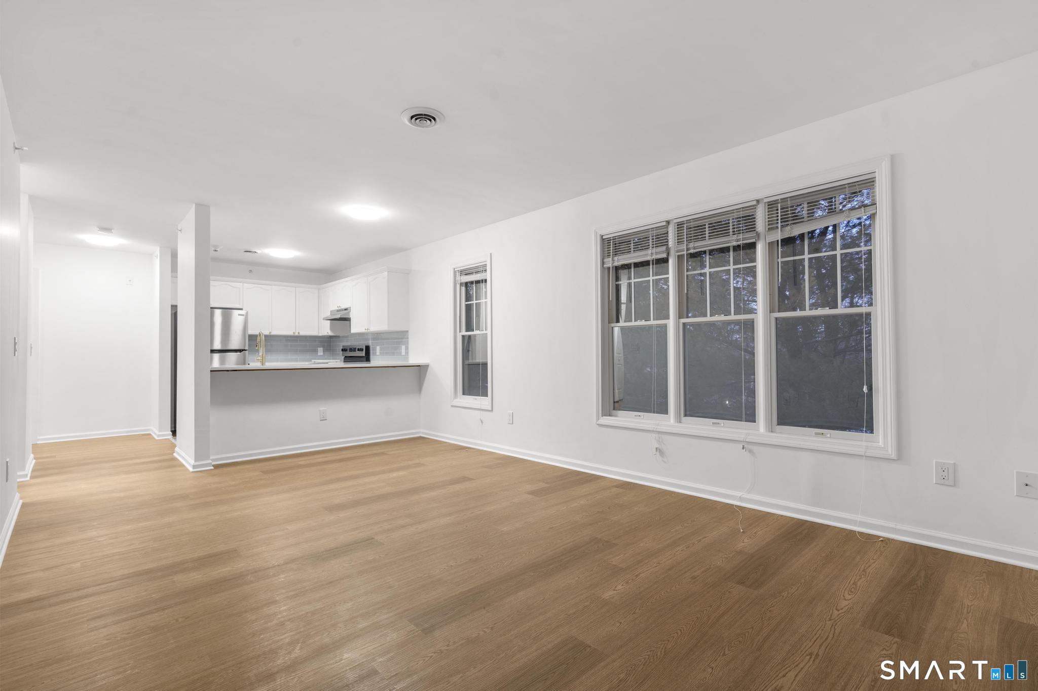 Photo 33 of 468 Main Street, East Lyme, CT