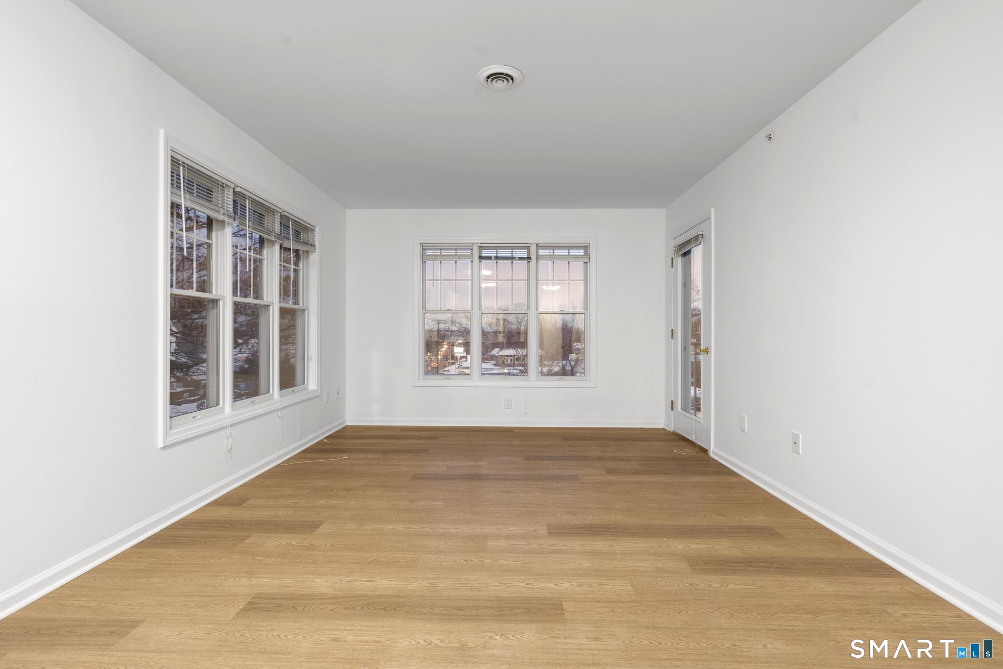 Photo 35 of 468 Main Street, East Lyme, CT