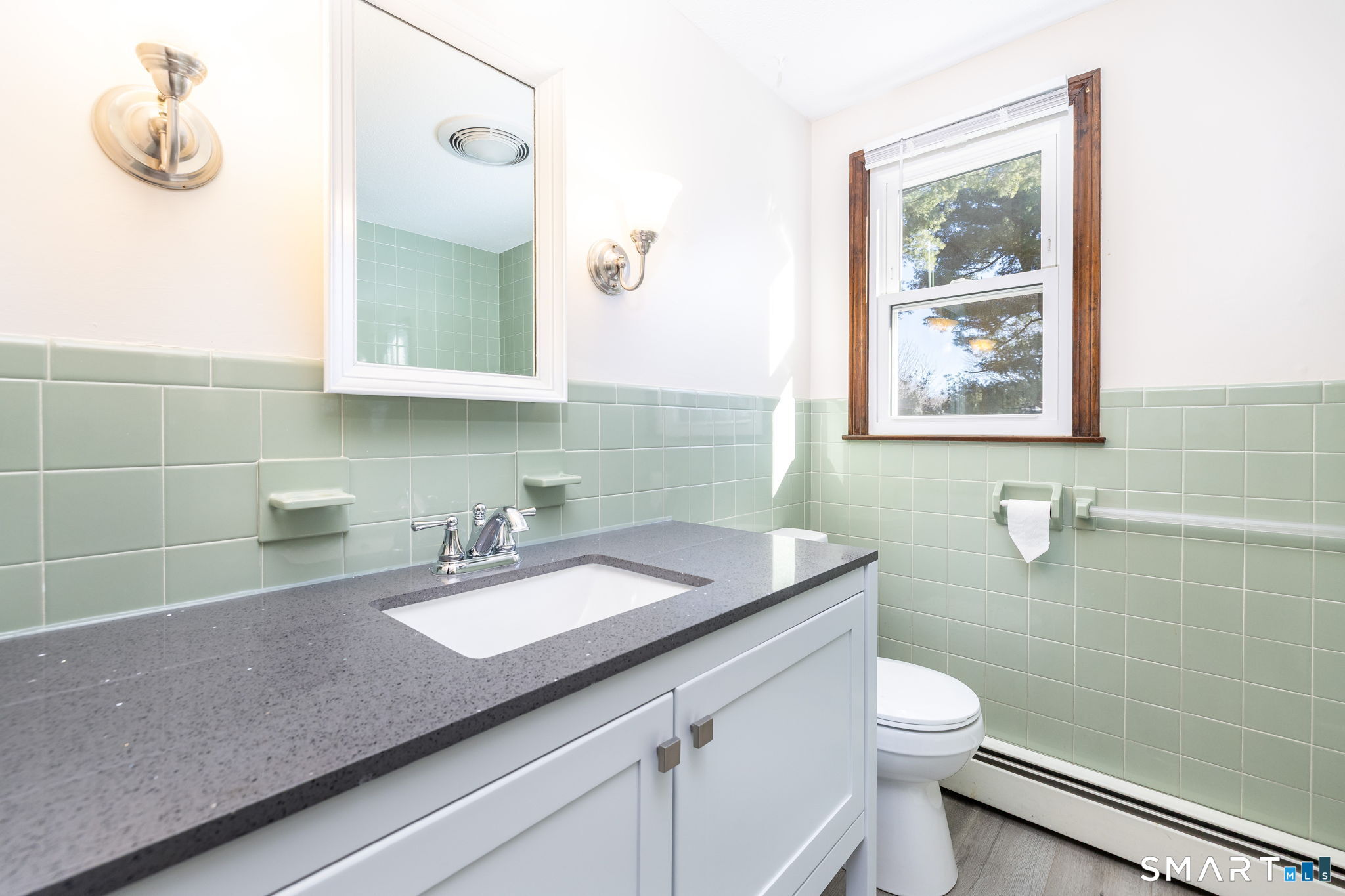 Photo 16 of 42 Valley View Lane, Vernon, CT