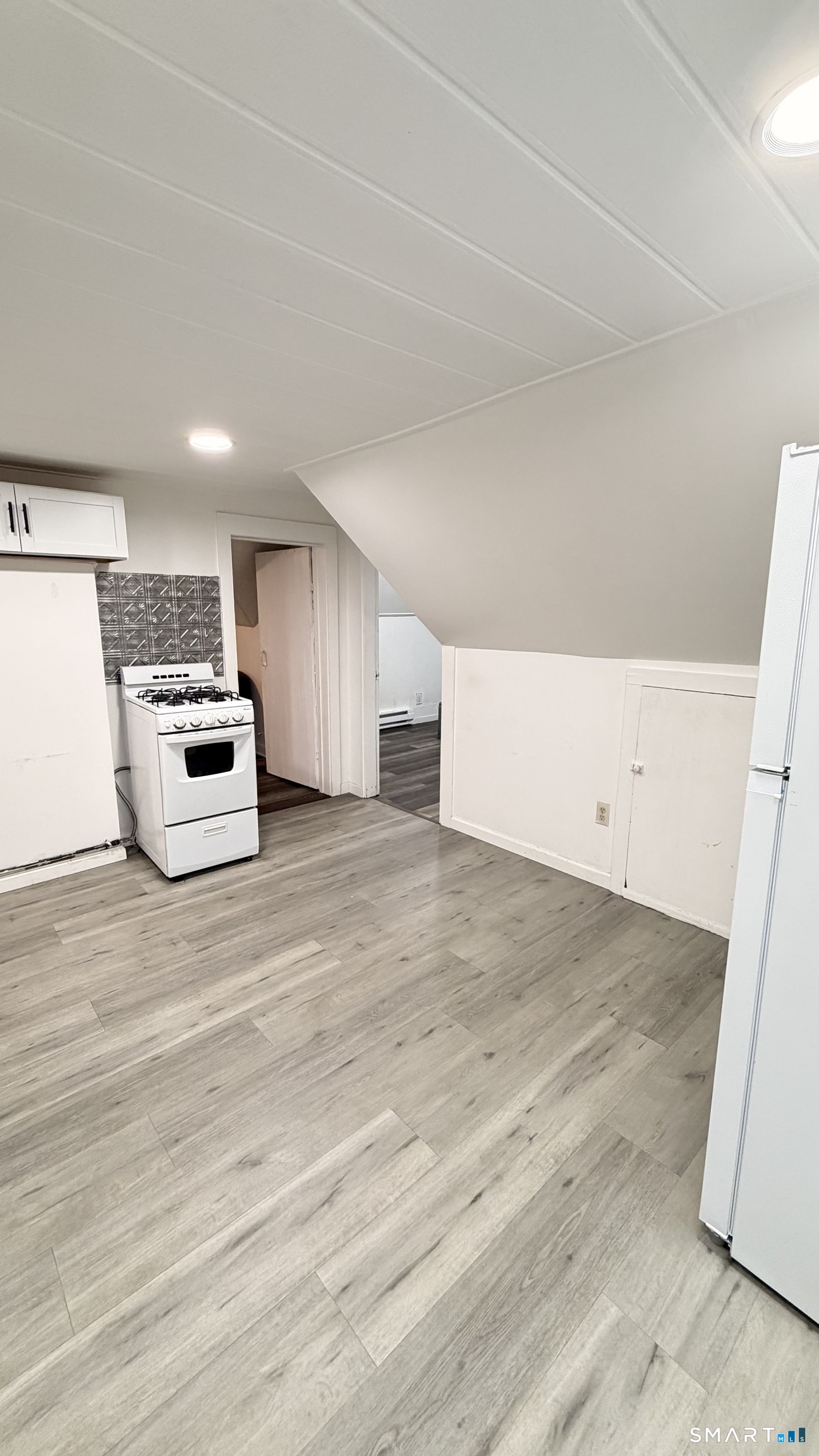 Photo 8 of 316 Wilson Street, Waterbury, CT