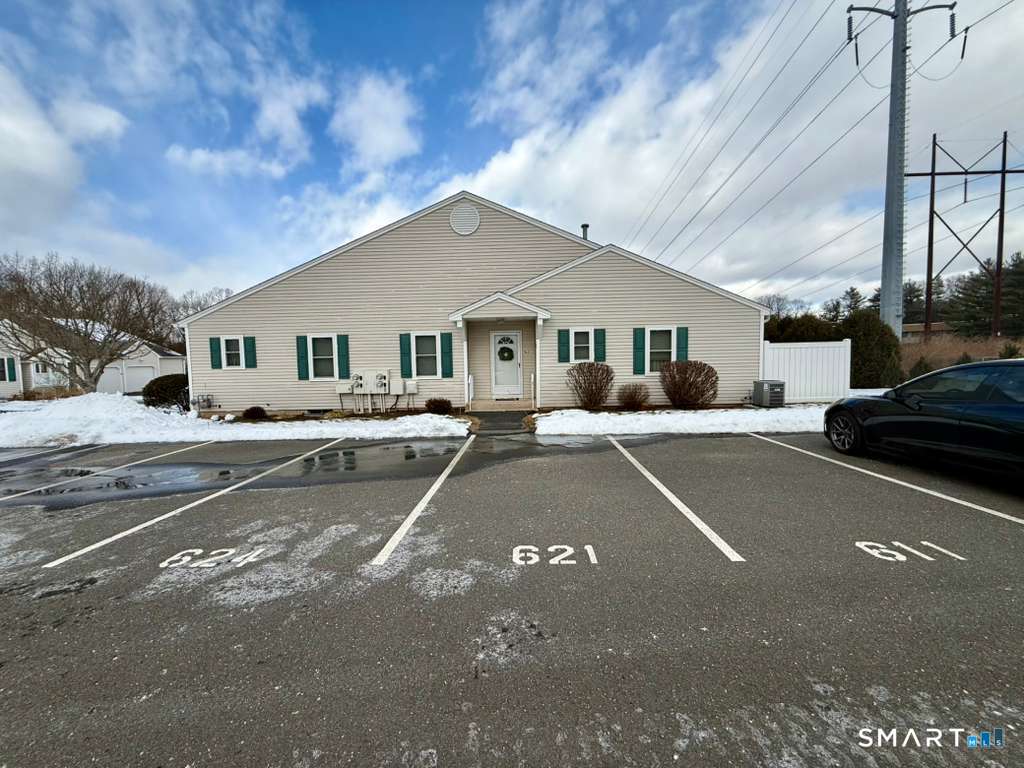 Homes for sale in Southington, CT | 621 Overlook Path #621, Southington, CT 06489 | MLS# 24146494