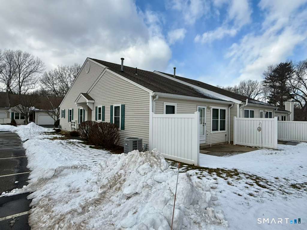 Homes for sale in Southington, CT | 621 Overlook Path #621, Southington, CT 06489 | MLS# 24146494