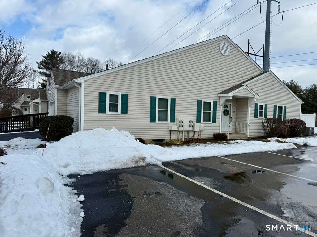 Homes for sale in Southington, CT | 621 Overlook Path #621, Southington, CT 06489 | MLS# 24146494