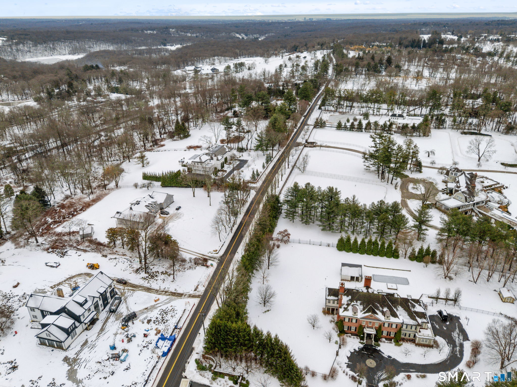 Homes for sale in Stamford, CT | 424 Taconic Rd, Stamford, CT 06904 | MLS# 24145817