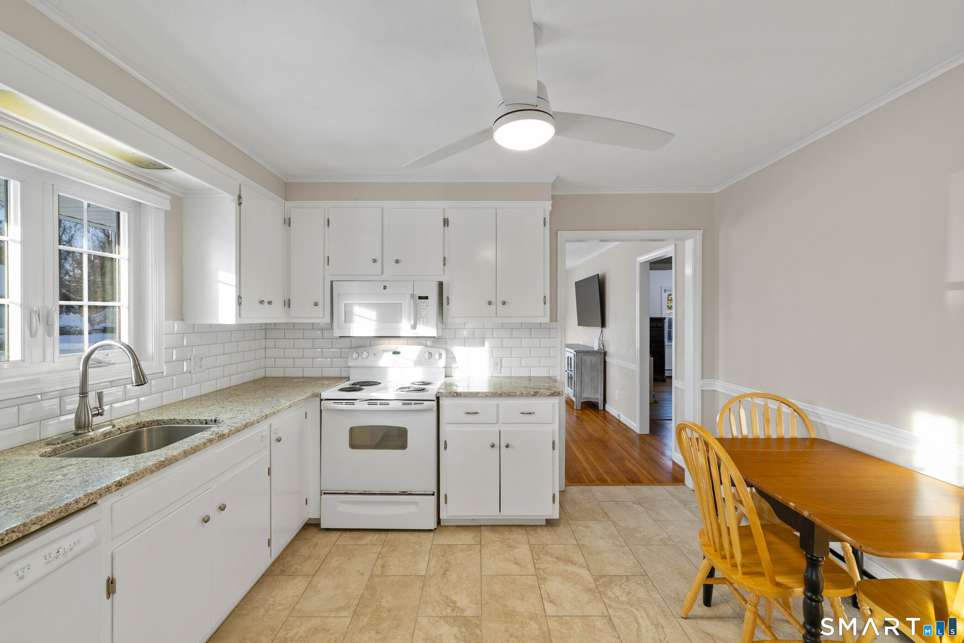 Photo 10 of 5 Faulkner Drive, East Lyme, CT