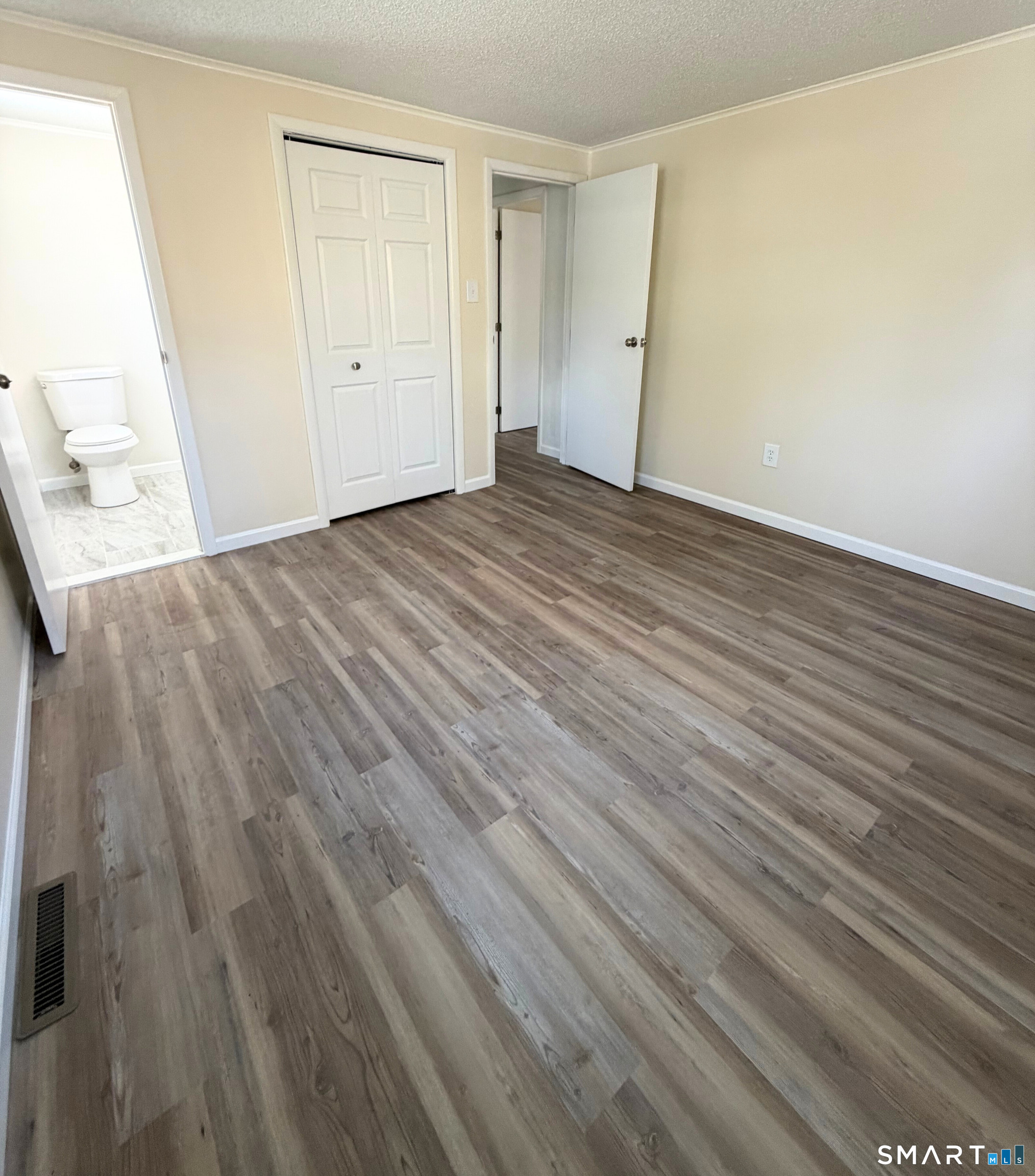 Photo 15 of 328 Hammock Road, Westbrook, CT