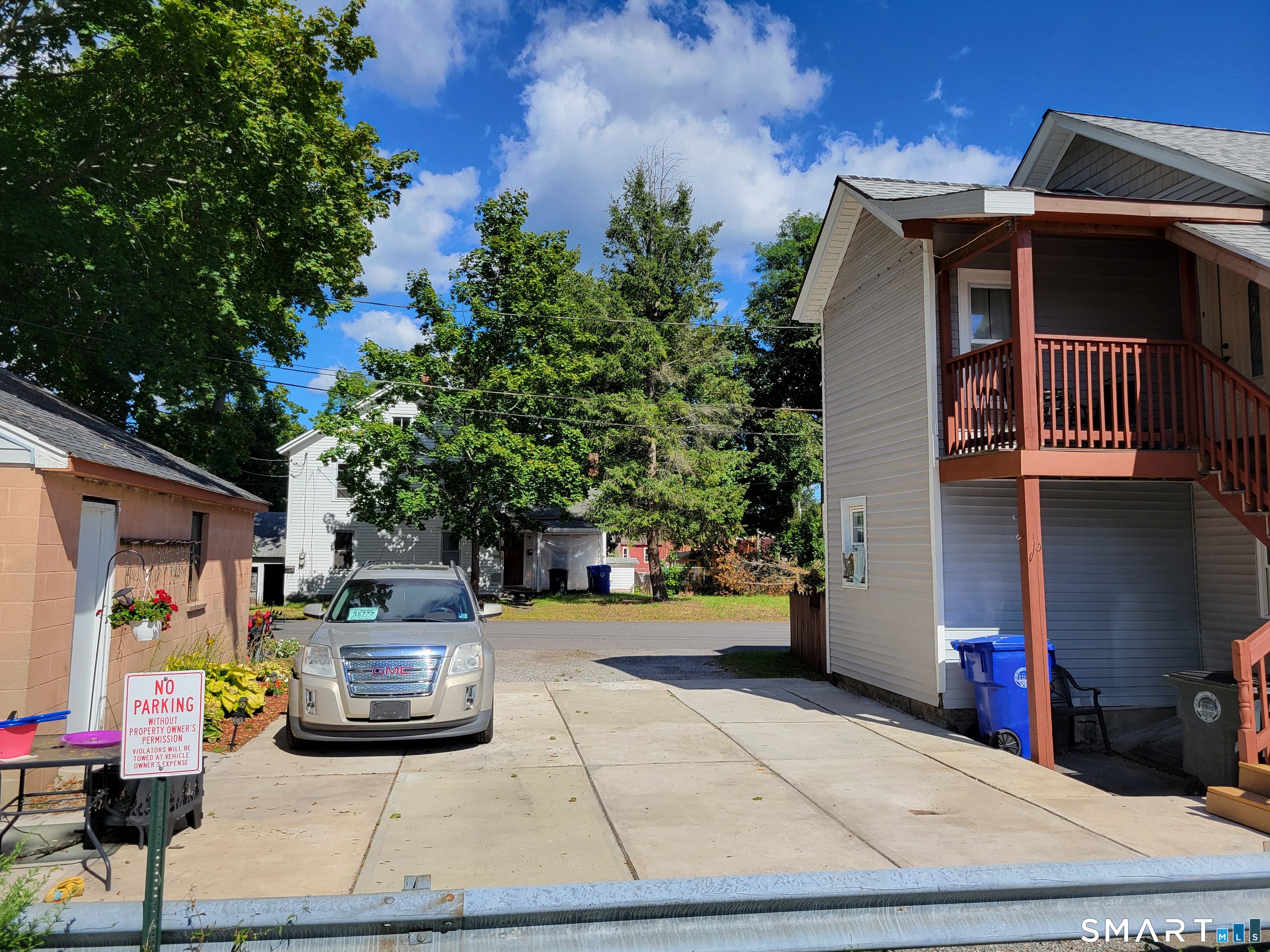 Homes for sale in Torrington, CT | 42 Pulver St, Torrington, CT 06790 | MLS# 24051537