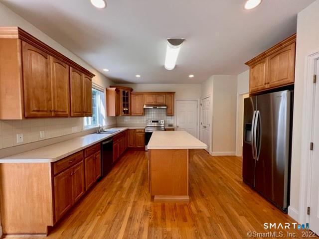 Photo 3 of 242 Upper Pattagansett Road, East Lyme, CT