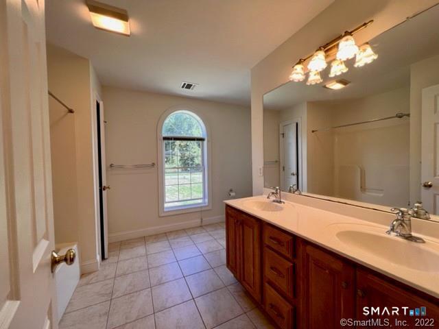 Photo 20 of 242 Upper Pattagansett Road, East Lyme, CT