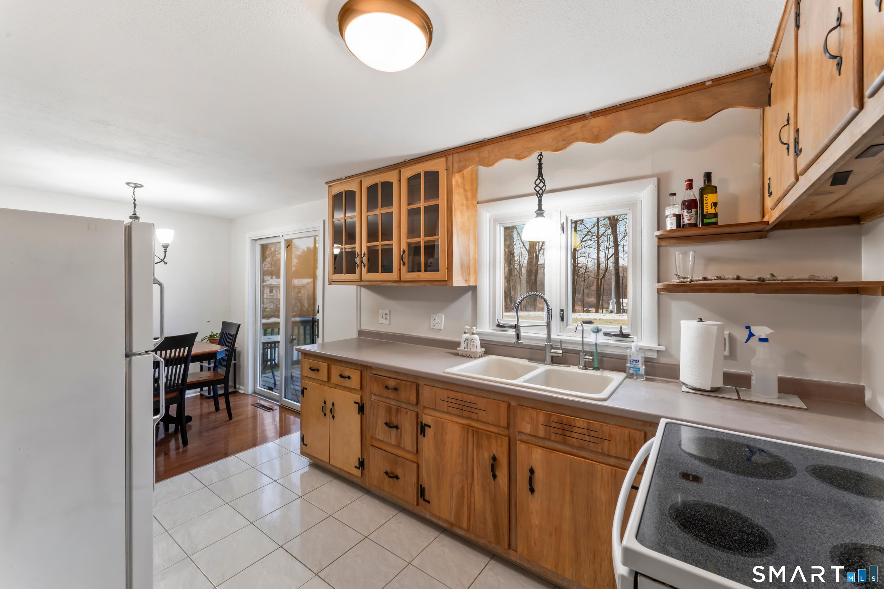 Photo 11 of 67 Dogwood Drive, Southington, CT