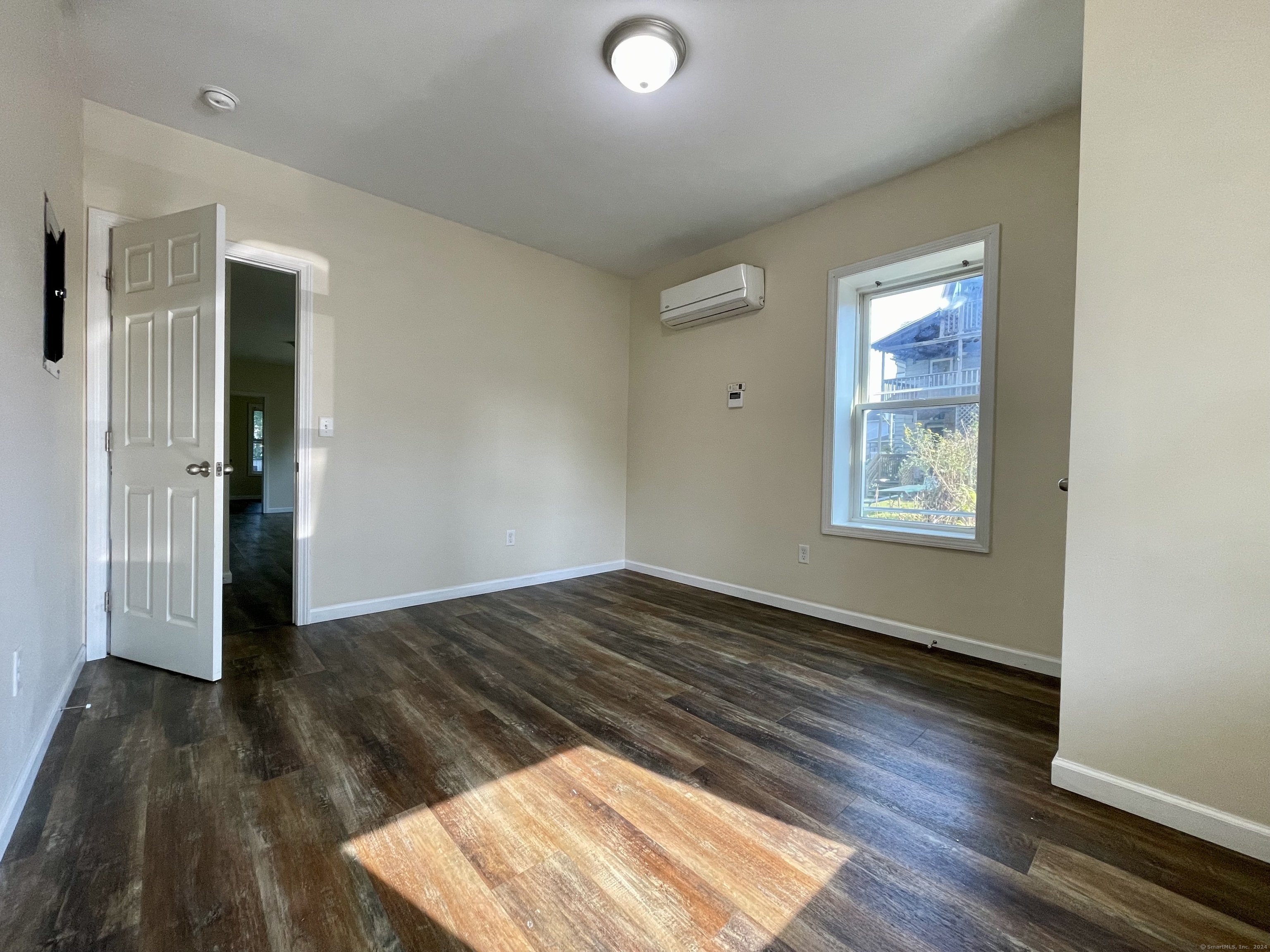 14 Dwight, Bristol, 06010, 2 Bedrooms Bedrooms, 0 ,1 BathroomBathrooms,Residential Rental,For Sale,Dwight,0,24146636