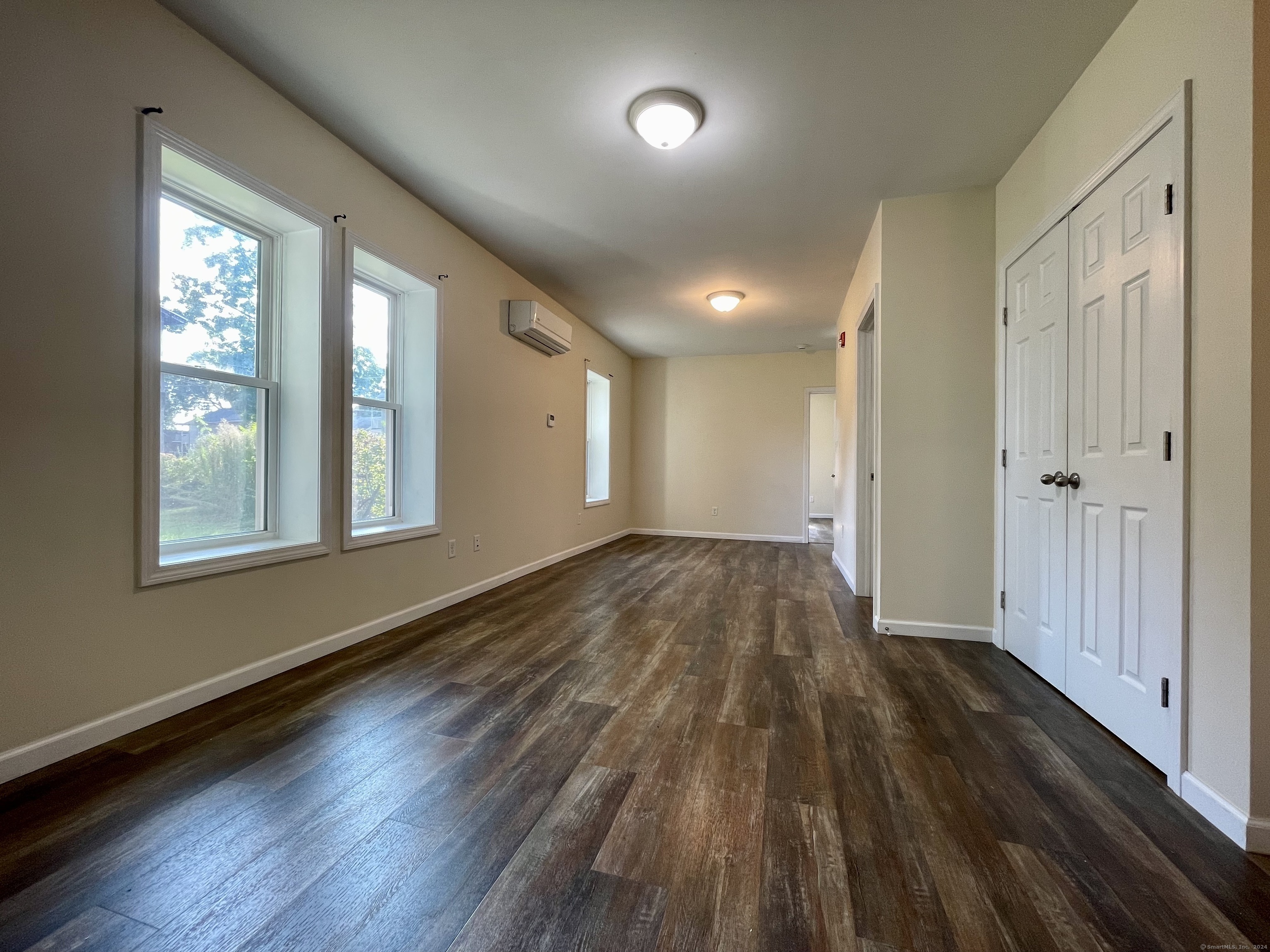 14 Dwight, Bristol, 06010, 2 Bedrooms Bedrooms, 0 ,1 BathroomBathrooms,Residential Rental,For Sale,Dwight,0,24146636