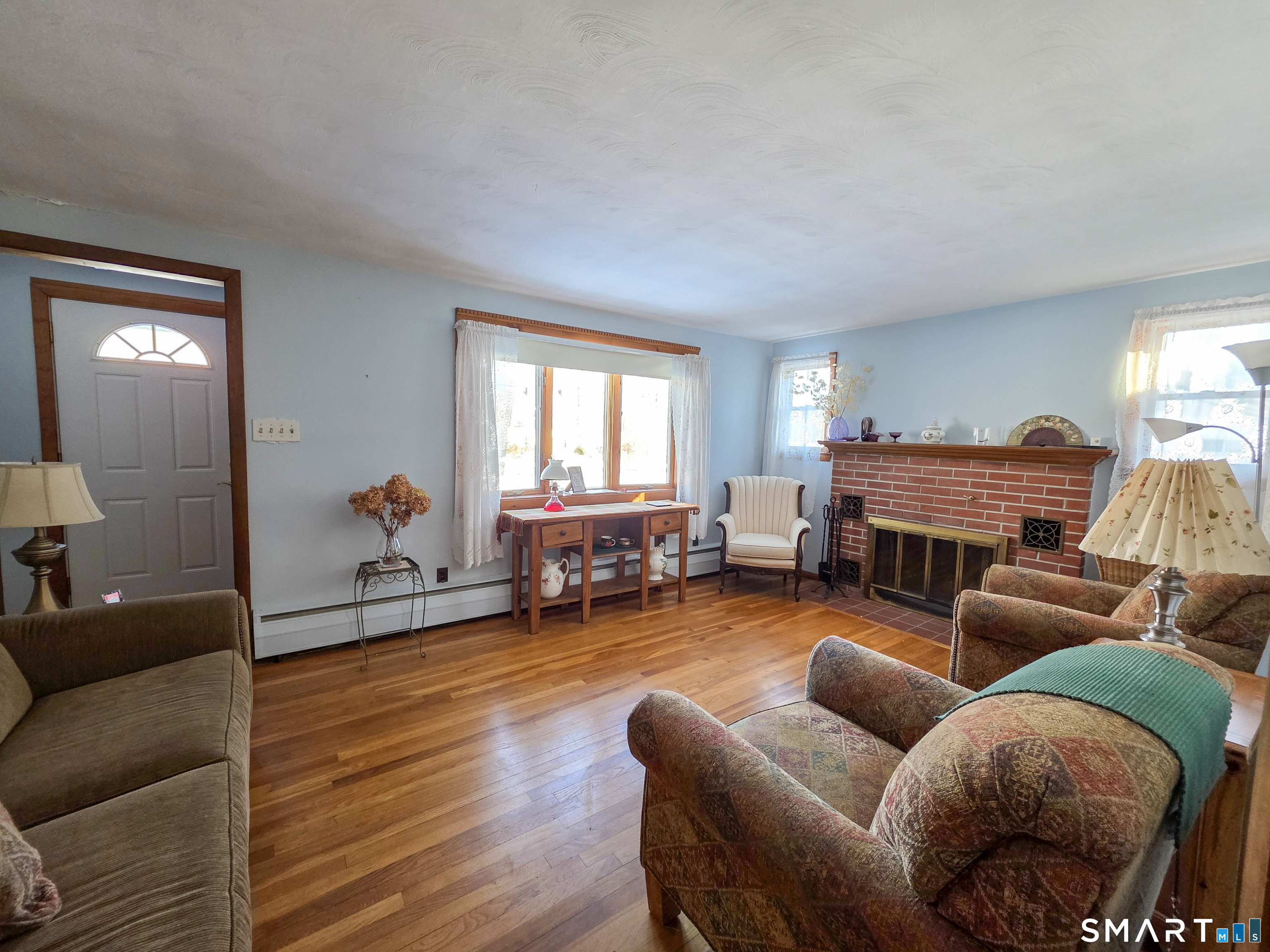 Photo 8 of 1453 Suffield Street, Suffield, CT