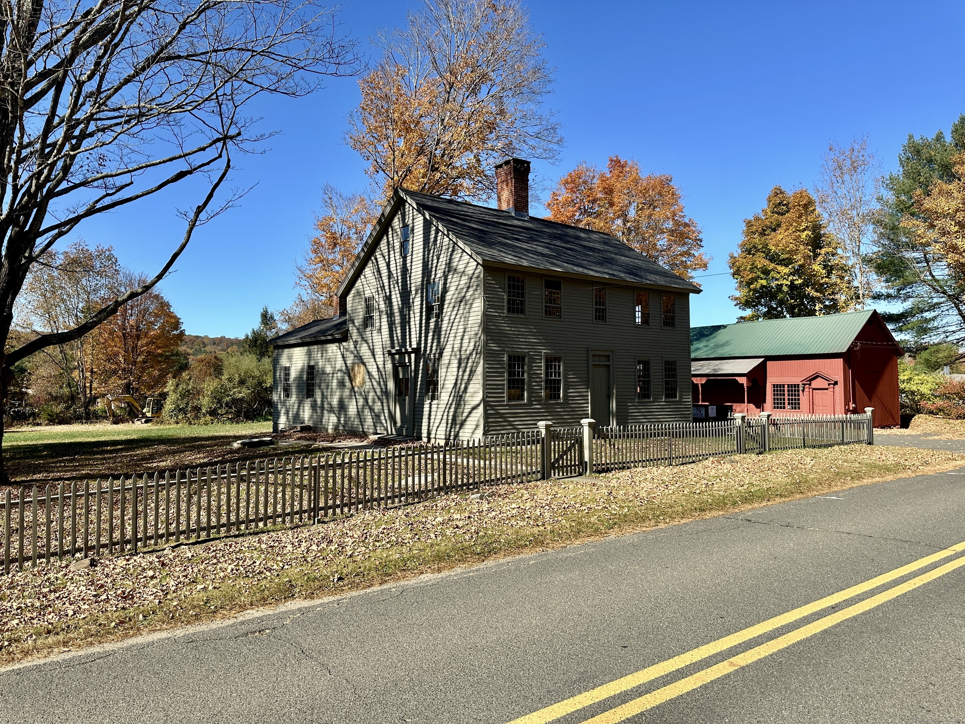 Homes for sale in Woodbury, CT | 27 Middle Quarter Rd, Woodbury, CT 06798 | MLS# 24146826