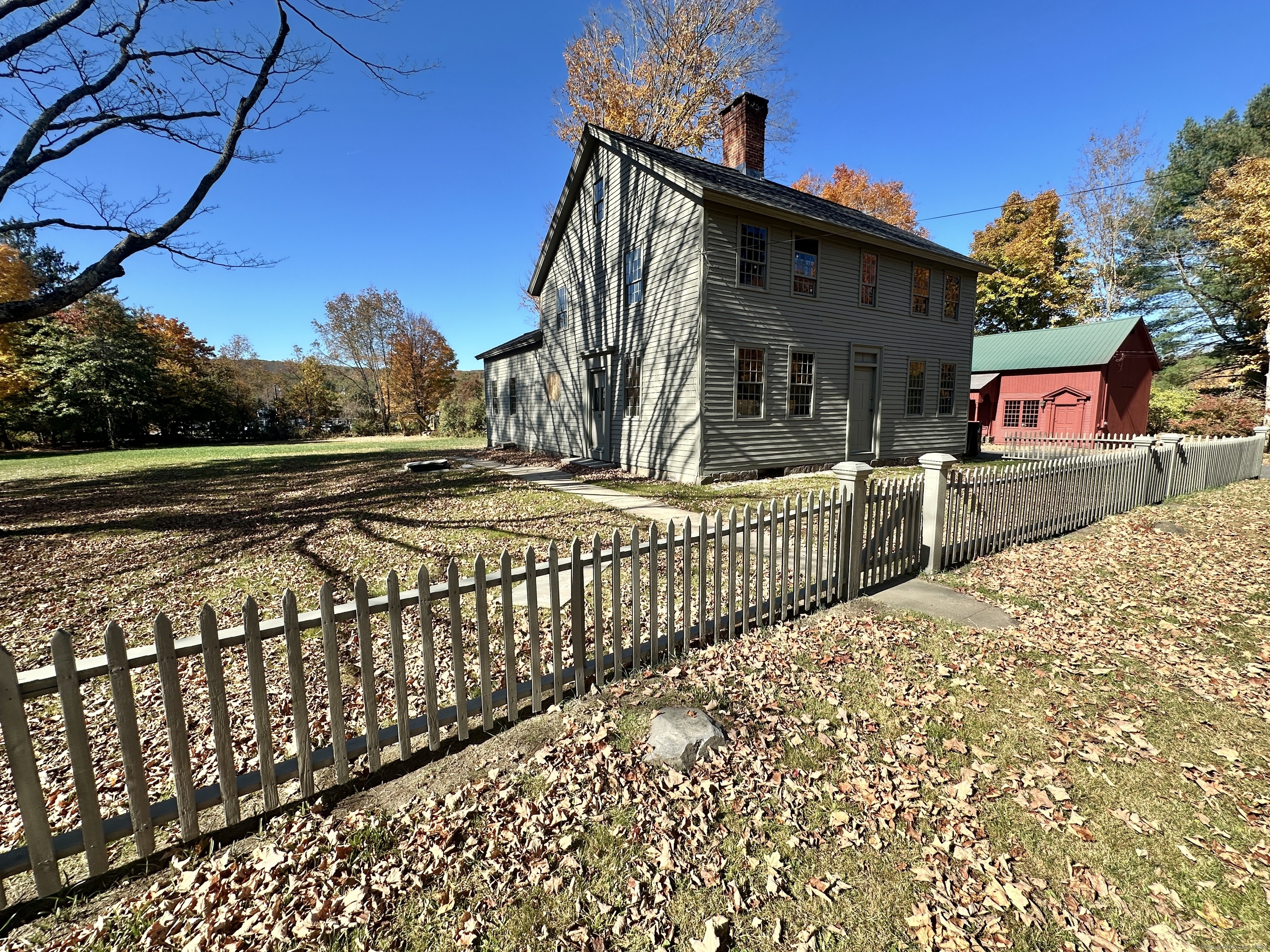 Homes for sale in Woodbury, CT | 27 Middle Quarter Rd, Woodbury, CT 06798 | MLS# 24146826