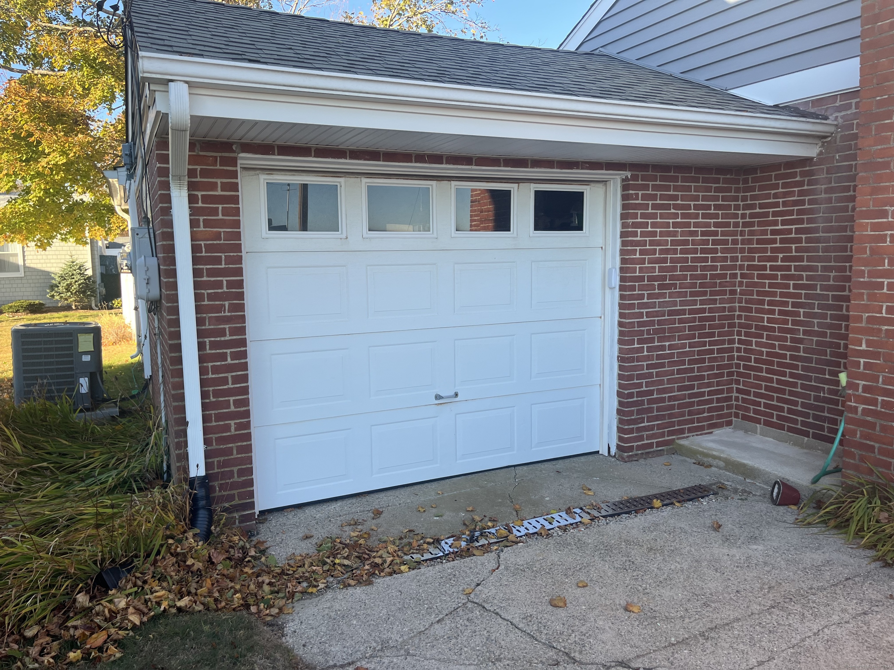 Photo 13 of 855 Pequot Avenue, New London, CT