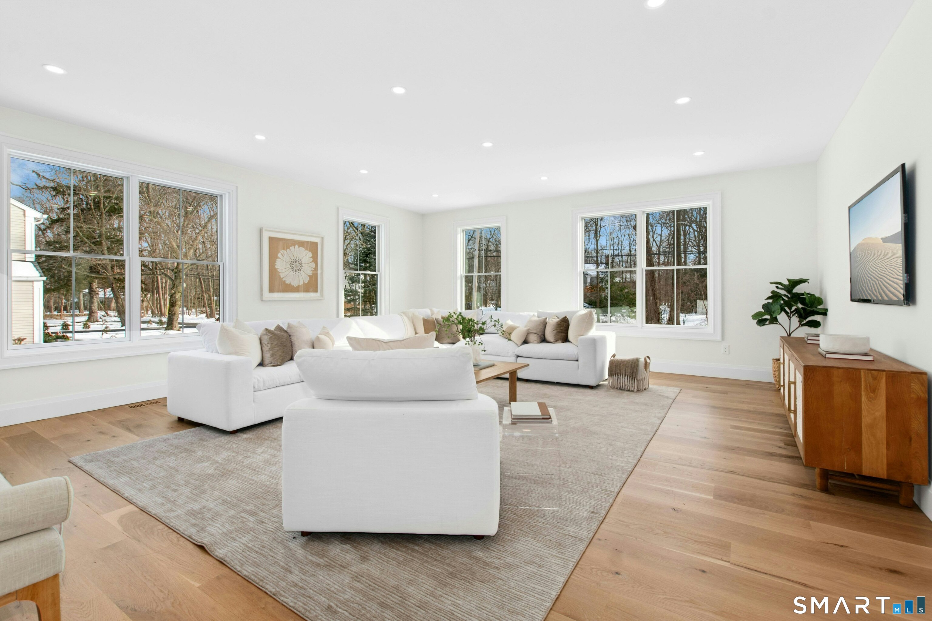 Photo 4 of 20 Marianne Road, Darien, CT