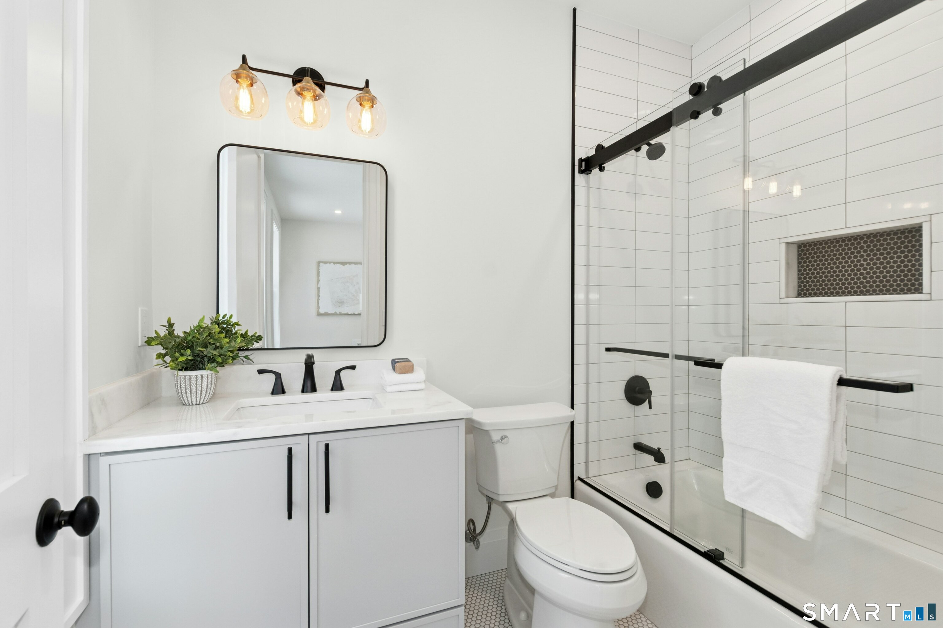 Photo 18 of 20 Marianne Road, Darien, CT