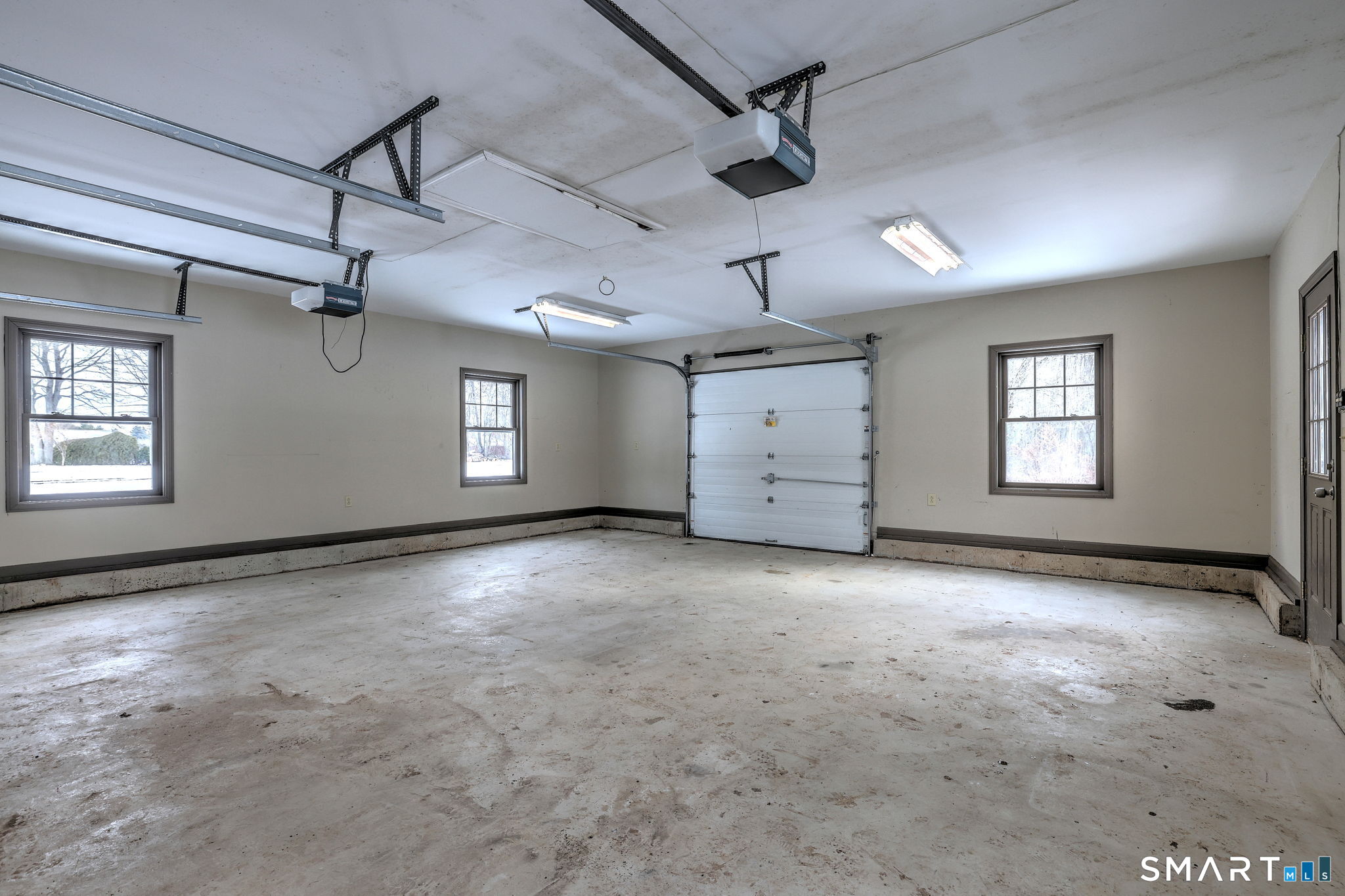 Photo 38 of 53 Geer Street, Cromwell, CT