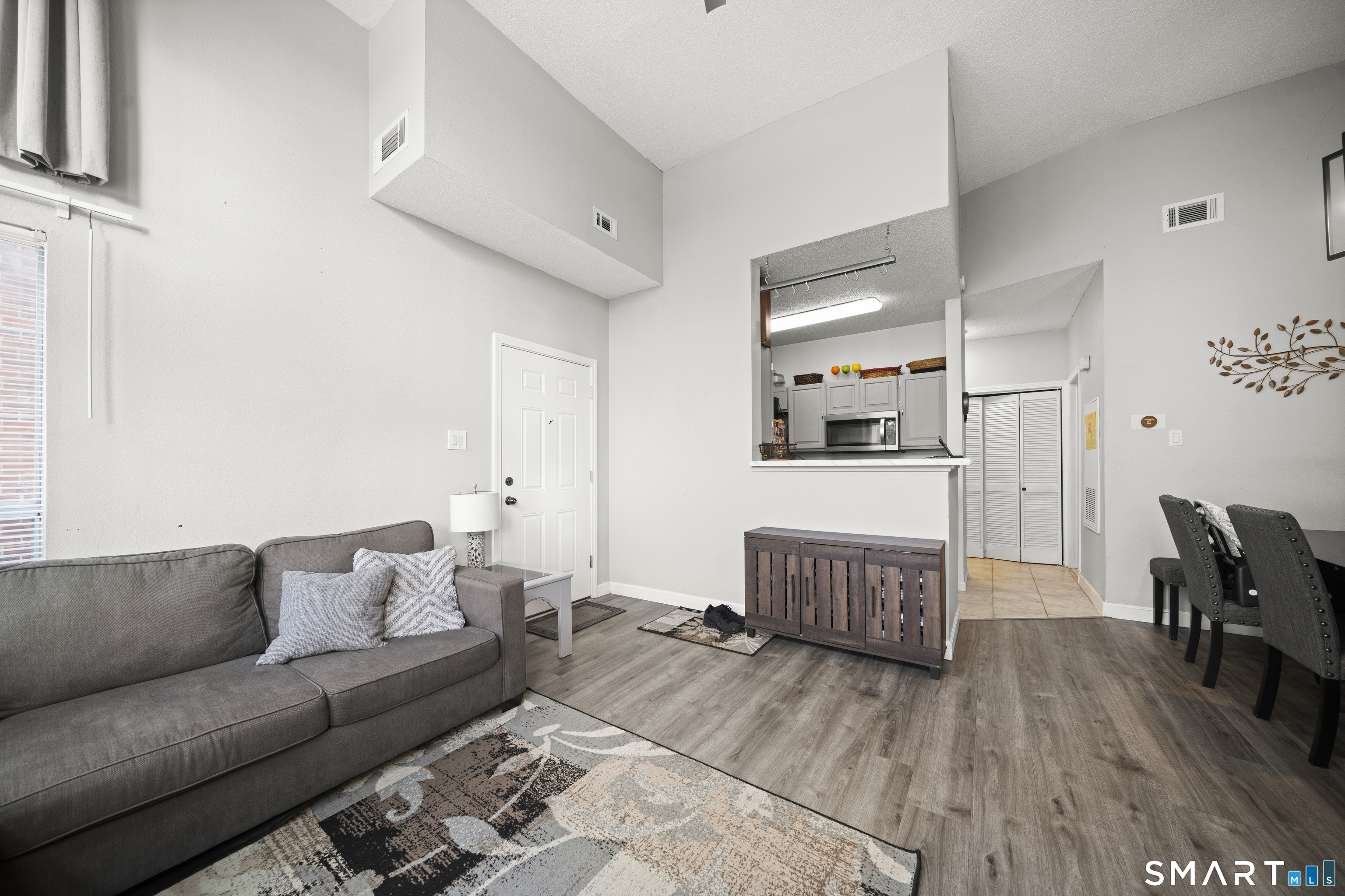 Photo 6 of 211 Carriage Crossing Lane, Middletown, CT