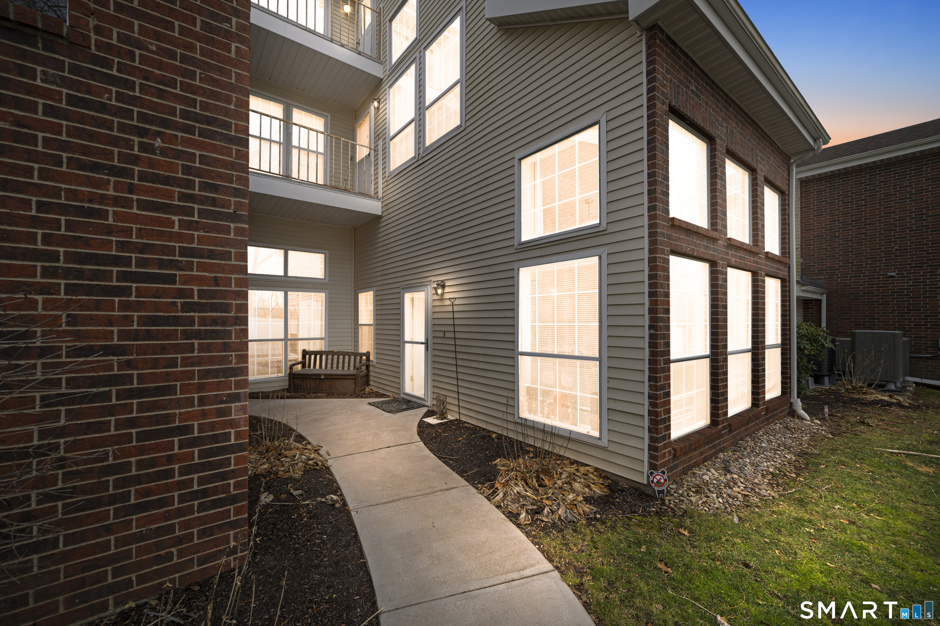 Photo 26 of 211 Carriage Crossing Lane, Middletown, CT