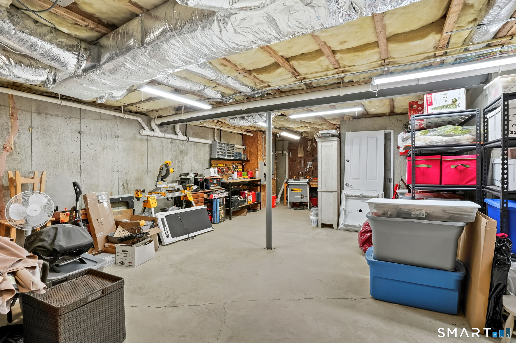 Photo 36 of 520 Traditions Court, Oxford, CT