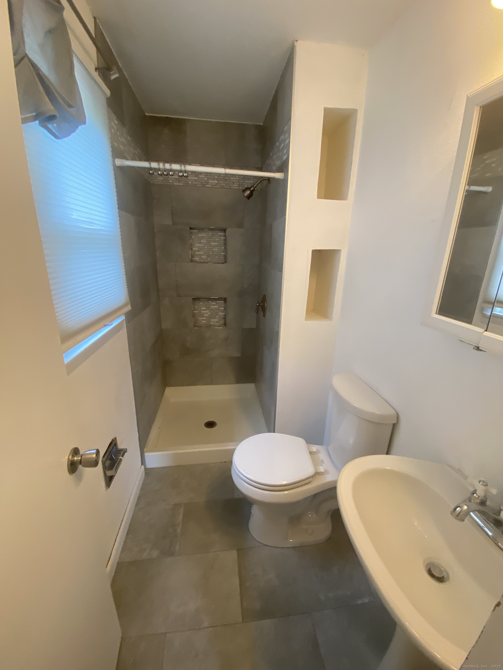 Homes for sale in Hamden, CT | 161 Sleeping Giant Dr, Hamden, CT 06518 | MLS# 24147111