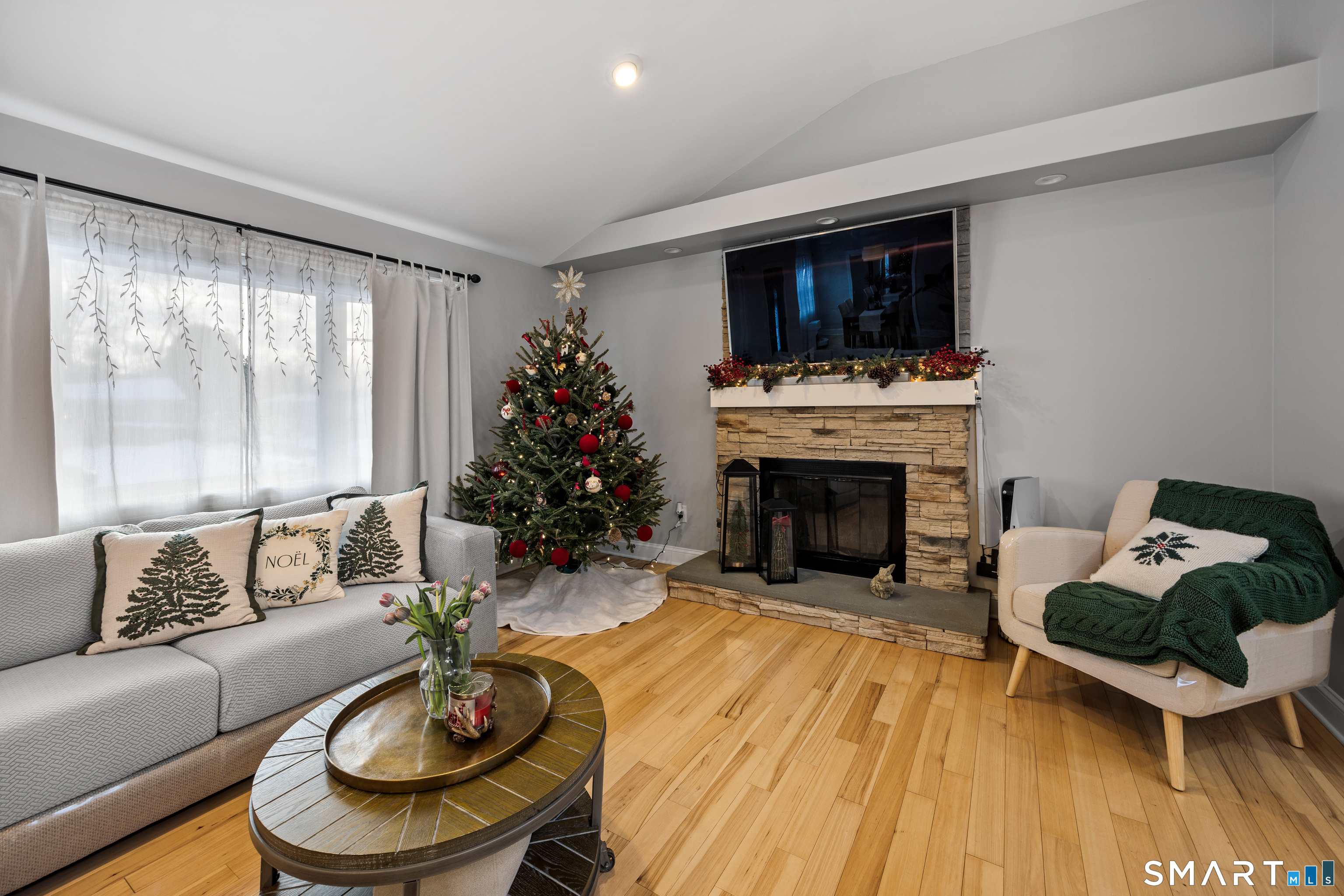 Photo 8 of 29 Reliance Road, Plainville, CT