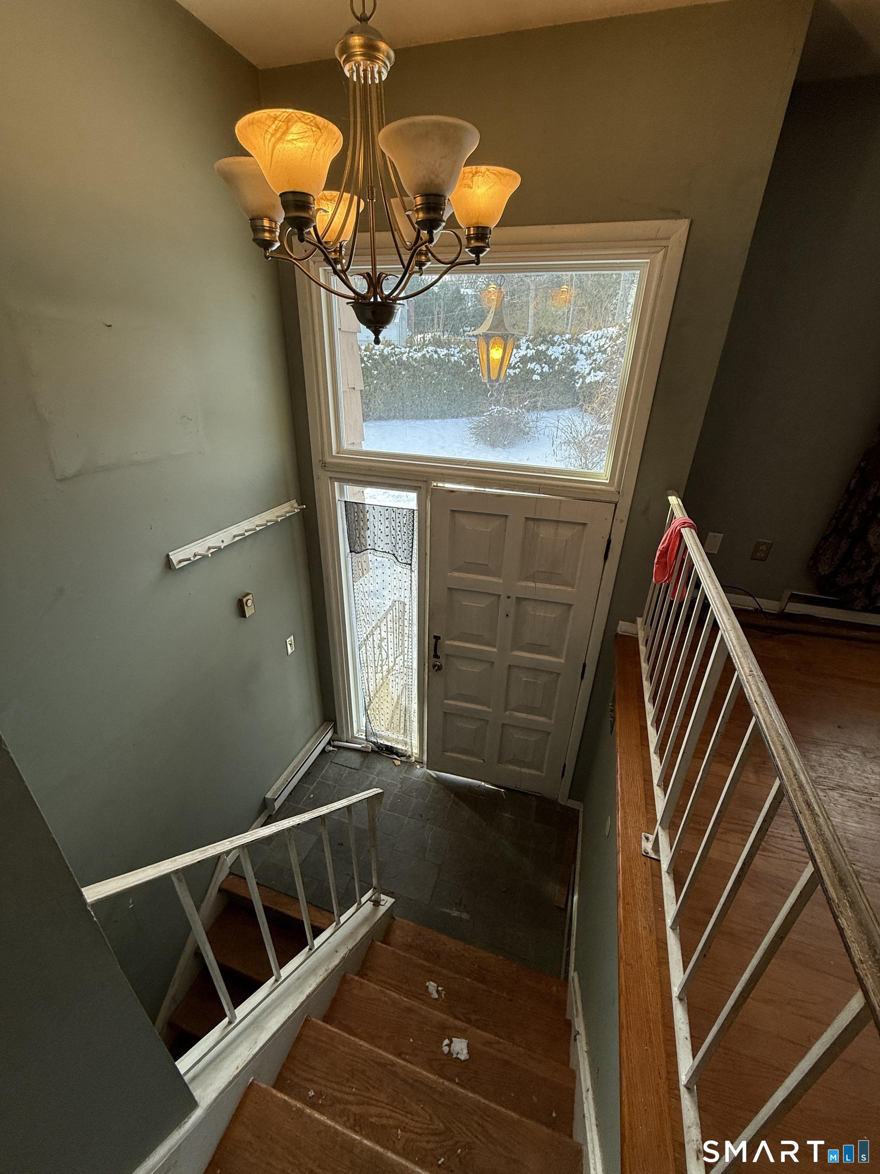 Homes for sale in East Lyme, CT | 39 Latimer Dr, East Lyme, CT 06333 | MLS# 24147185