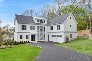 102 Compo Road