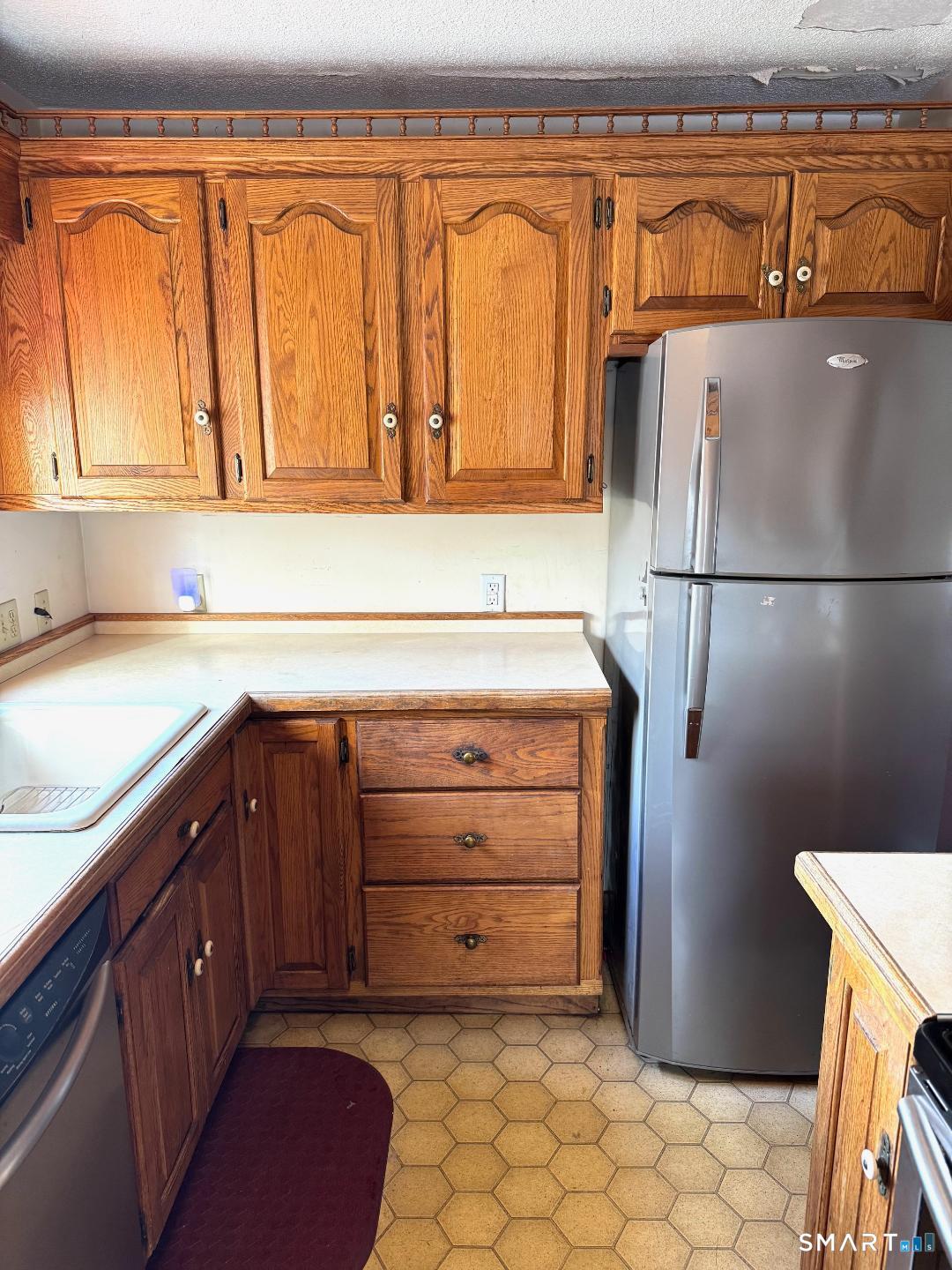 Photo 14 of 75 Lovers Lane, Plainfield, CT