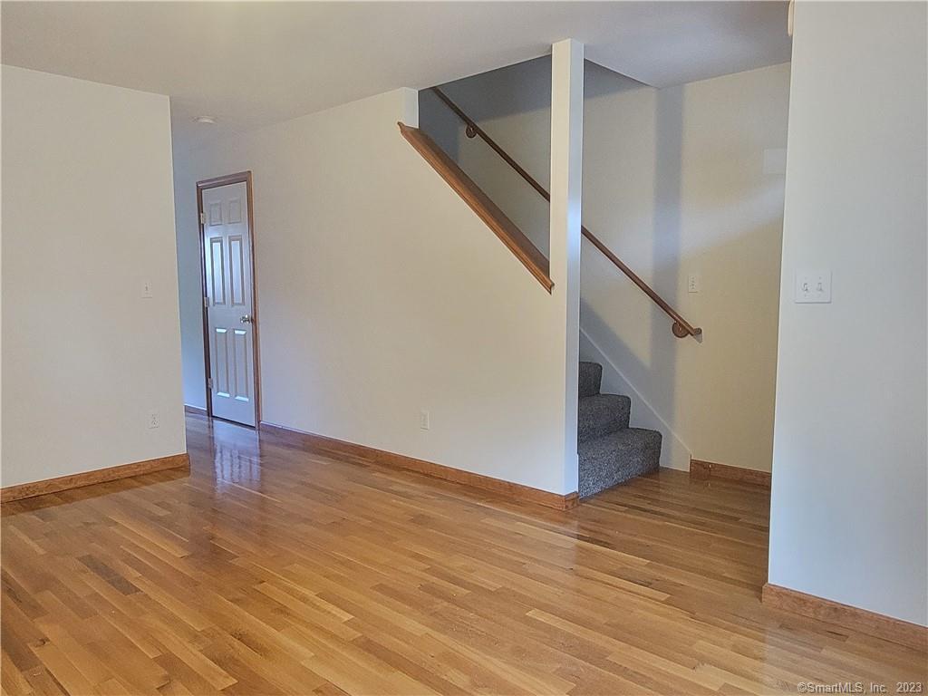 Photo 6 of 21 Bellevue Avenue, Vernon, CT