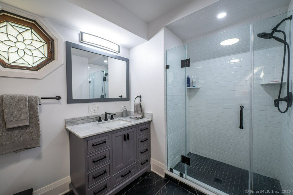 Homes for sale in North Haven, CT | 78 Blue Hills Rd, North Haven, CT 06473 | MLS# 24147413